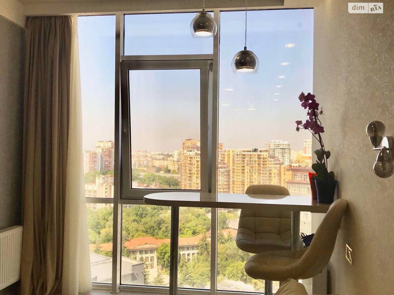 Продаж двокімнатної квартири в Одесі, на плато Аркадійське 5/2, район Аркадія фото 1 Продаж двокімнатної квартири в Одесі, на плато Аркадійське 5/2, район Аркадія фото 1