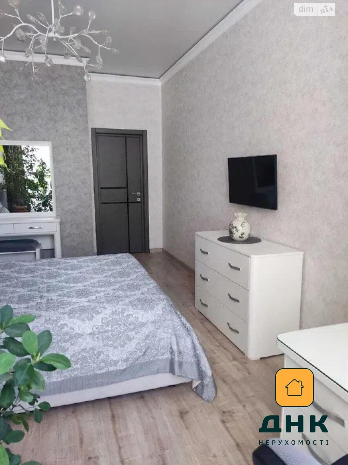 Продаж однокімнатної квартири в Одесі, на плато Аркадійське 9, район Аркадія фото 1 Продаж однокімнатної квартири в Одесі, на плато Аркадійське 9, район Аркадія фото 1