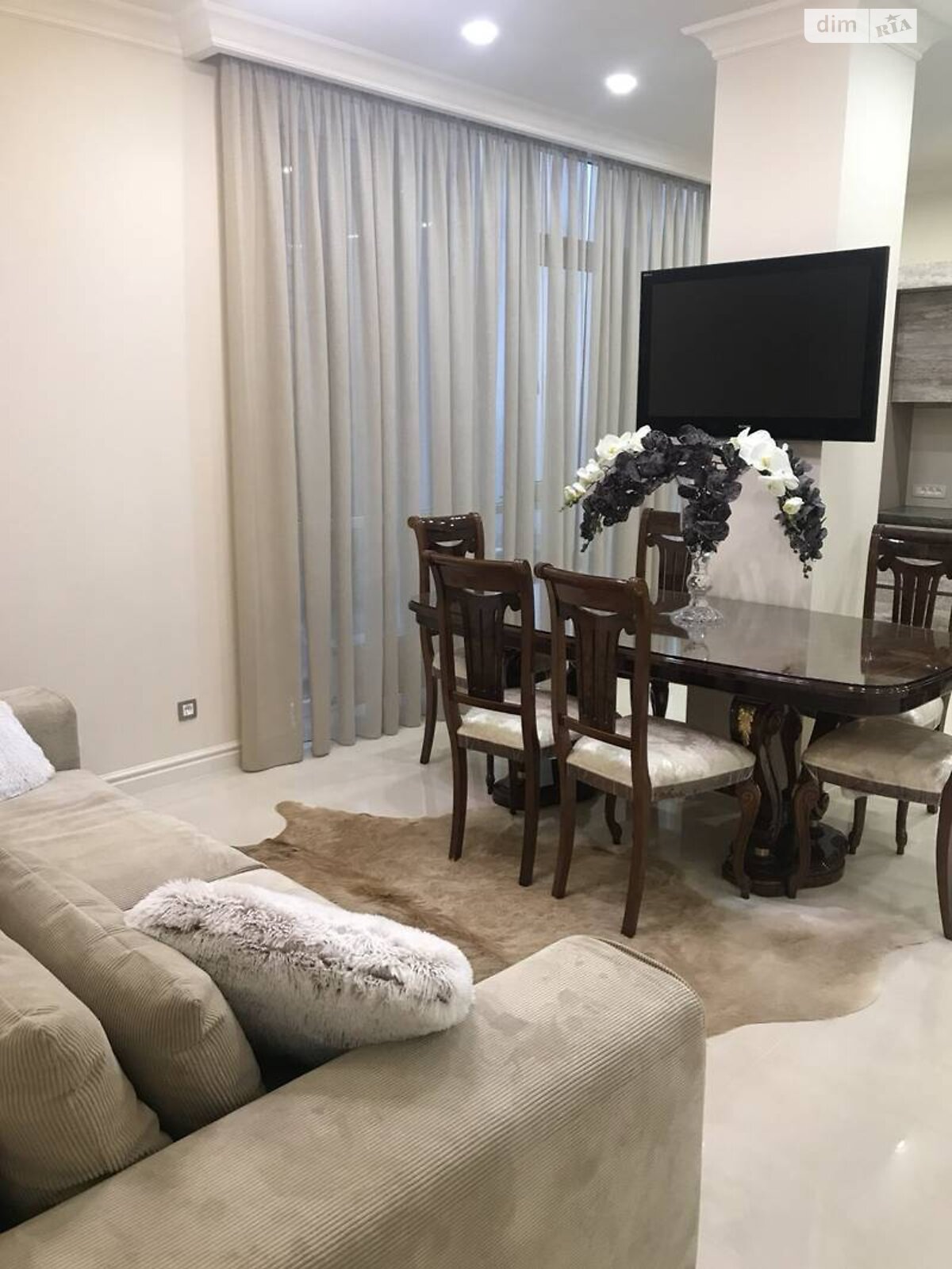 Продаж двокімнатної квартири в Одесі, на плато Аркадійське 5/2, район Аркадія фото 1 Продаж двокімнатної квартири в Одесі, на плато Аркадійське 5/2, район Аркадія фото 1