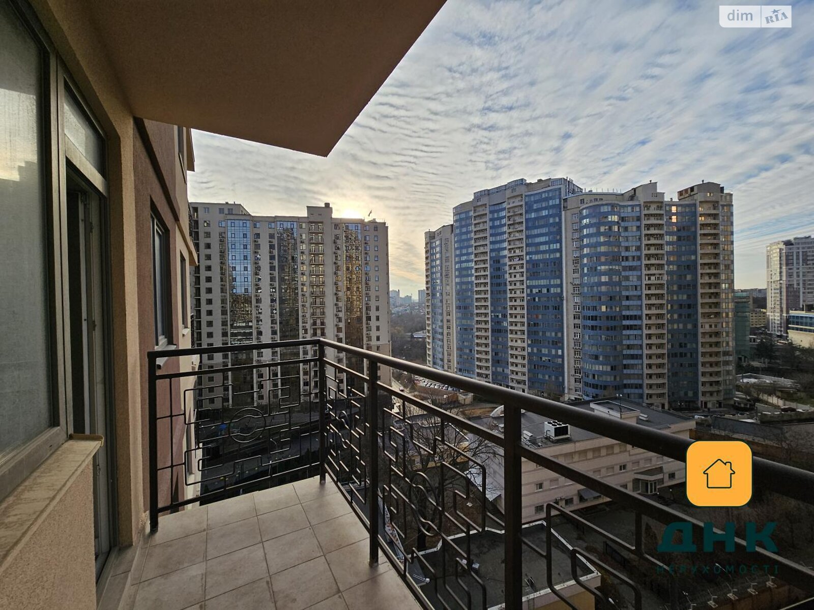 Продаж однокімнатної квартири в Одесі, на вул. Генуезька 3Г, район Аркадія фото 1 Продаж однокімнатної квартири в Одесі, на вул. Генуезька 3Г, район Аркадія фото 1