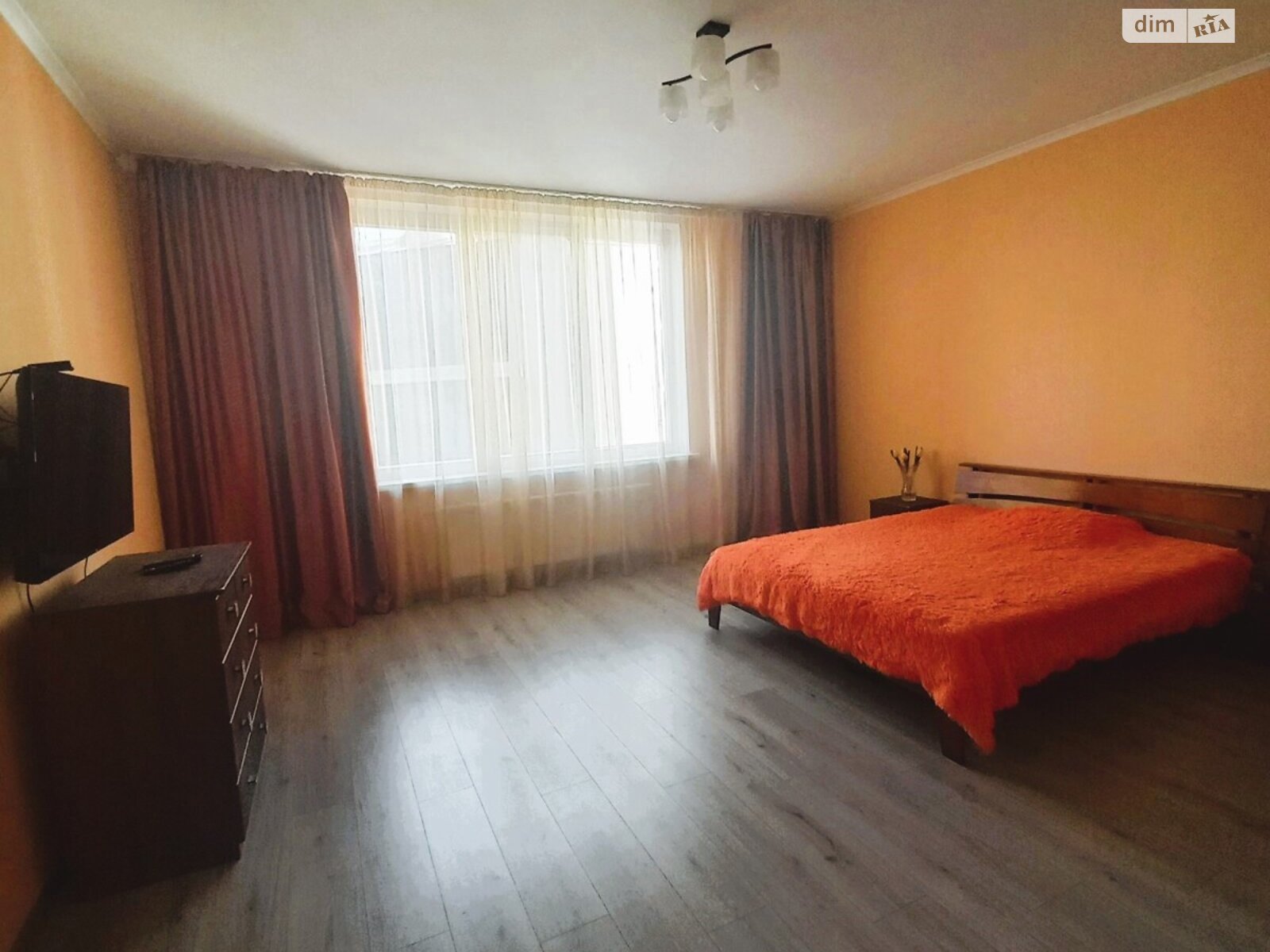 Продажа двухкомнатной квартиры в Одессе, на ул. Генуэзская, район Аркадия фото 1 Продажа двухкомнатной квартиры в Одессе, на ул. Генуэзская, район Аркадия фото 1