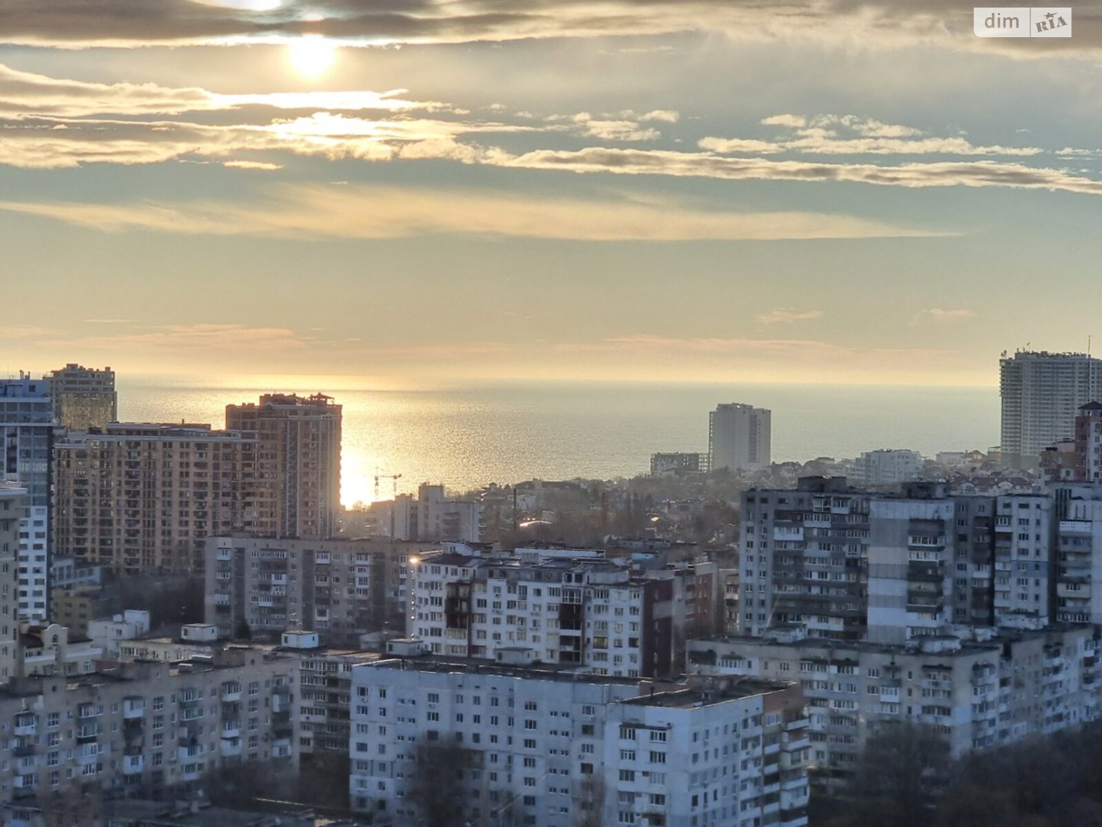 Продаж однокімнатної квартири в Одесі, на дор. Фонтанська 25, район Аркадія фото 1 Продаж однокімнатної квартири в Одесі, на дор. Фонтанська 25, район Аркадія фото 1