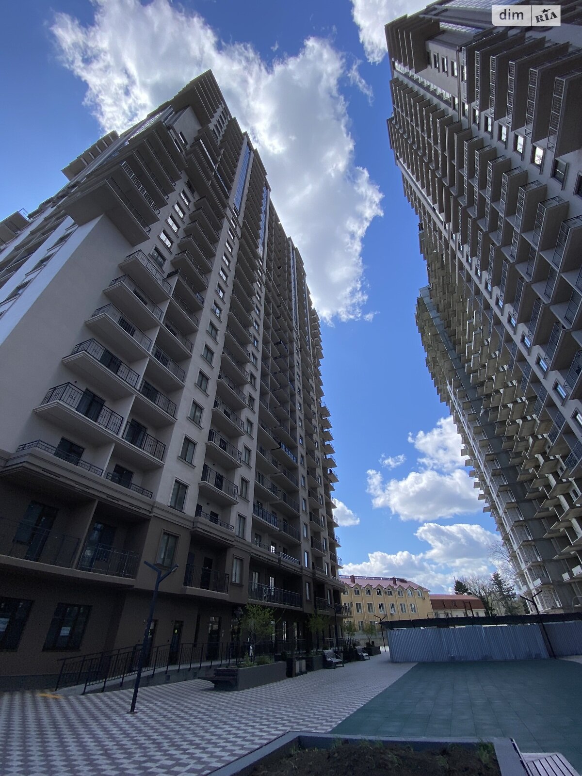 Продаж двокімнатної квартири в Одесі, на дор. Фонтанська, район Аркадія фото 1 Продаж двокімнатної квартири в Одесі, на дор. Фонтанська, район Аркадія фото 1