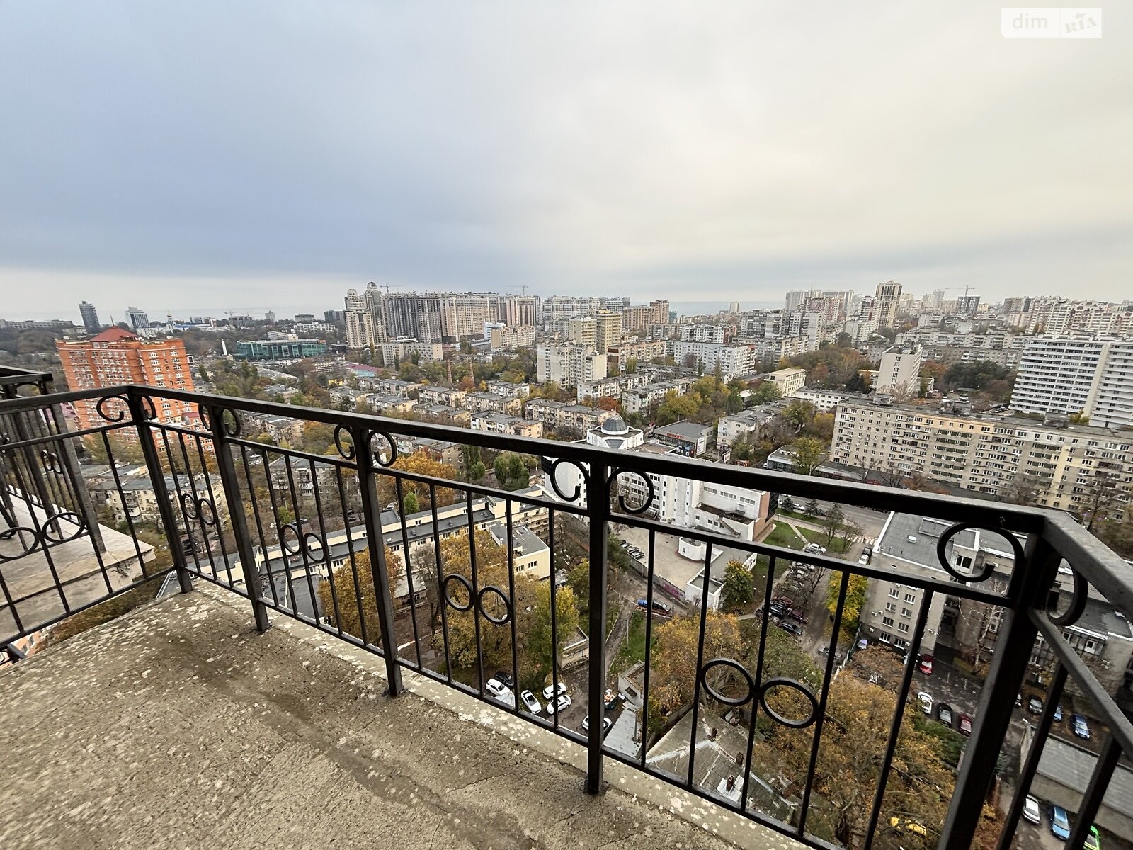 Продаж двокімнатної квартири в Одесі, на дор. Фонтанська, район Аркадія фото 1