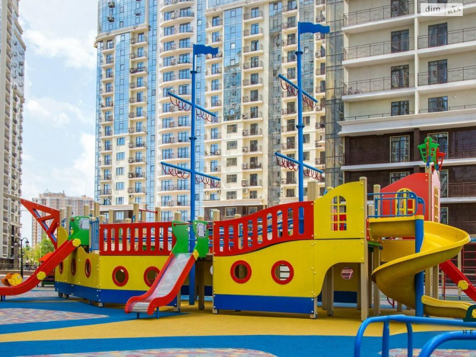 Продаж трикімнатної квартири в Одесі, на бул. Французький 60В, район Аркадія фото 1 Продаж трикімнатної квартири в Одесі, на бул. Французький 60В, район Аркадія фото 1