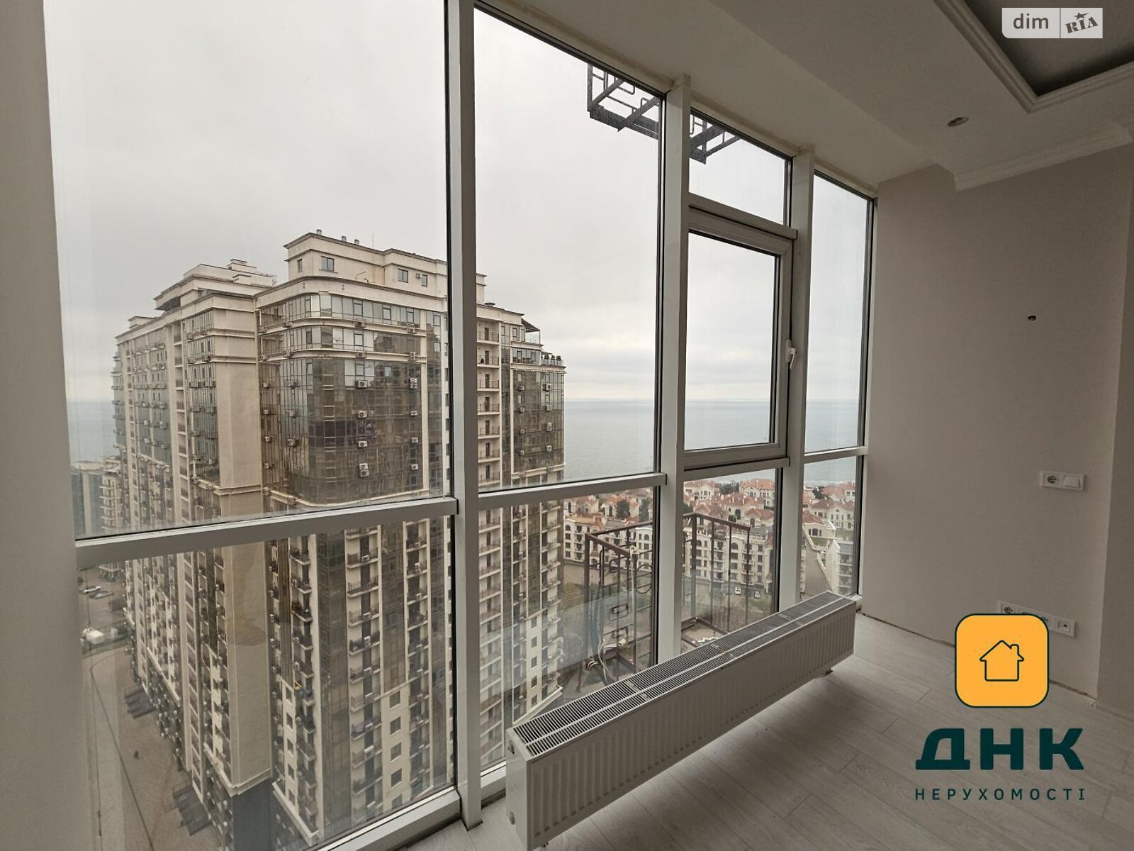 Продаж трикімнатної квартири в Одесі, на бул. Французький 60Б, район Аркадія фото 1 Продаж трикімнатної квартири в Одесі, на бул. Французький 60Б, район Аркадія фото 1