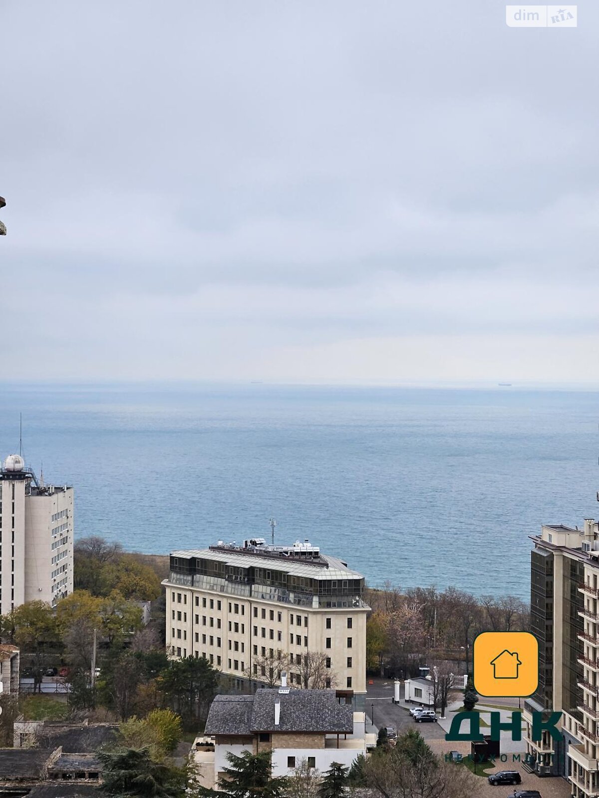 Продаж трикімнатної квартири в Одесі, на бул. Французький 60Б, район Аркадія фото 1 Продаж трикімнатної квартири в Одесі, на бул. Французький 60Б, район Аркадія фото 1