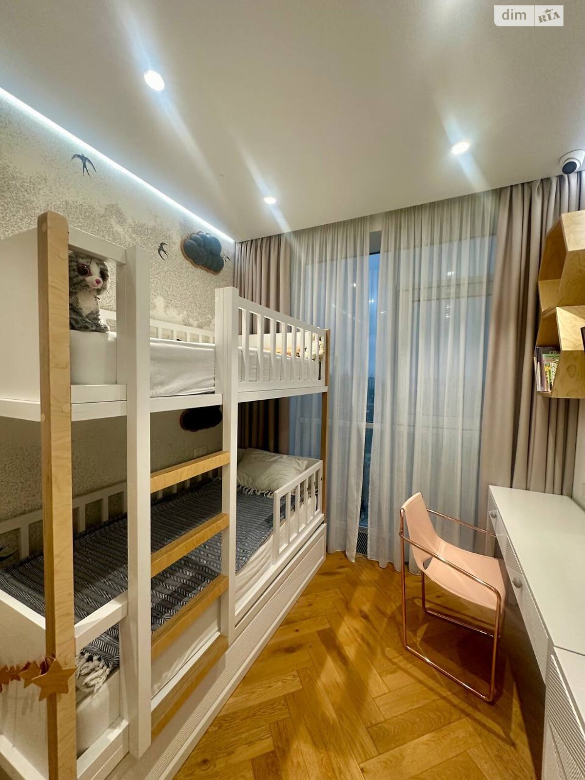 Продаж трикімнатної квартири в Одесі, на бул. Французький 60А, район Аркадія фото 1 Продаж трикімнатної квартири в Одесі, на бул. Французький 60А, район Аркадія фото 1