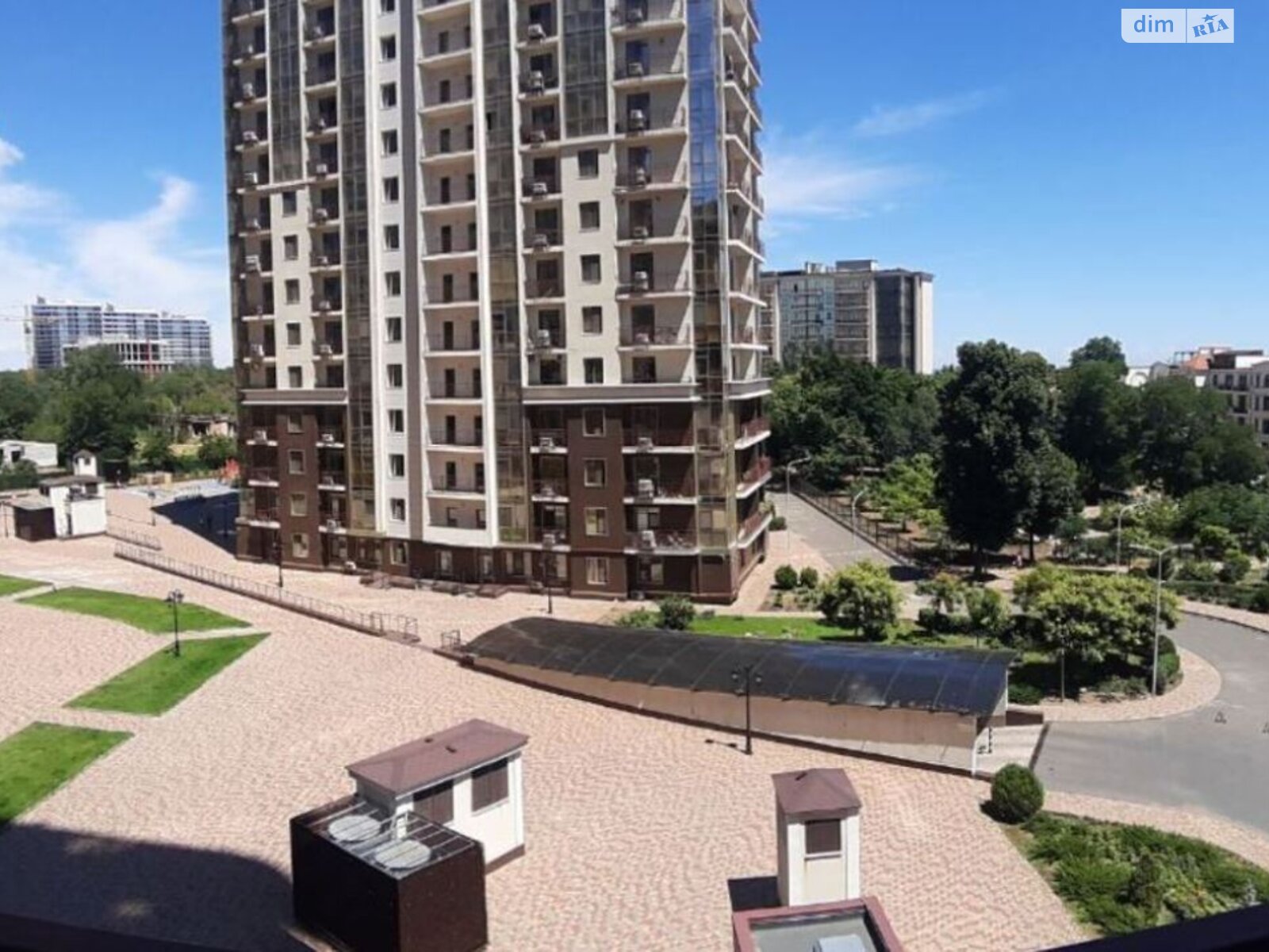 Продажа четырехкомнатной квартиры в Одессе, на бул. Французский 60В, район Аркадия фото 1 Продажа четырехкомнатной квартиры в Одессе, на бул. Французский 60В, район Аркадия фото 1