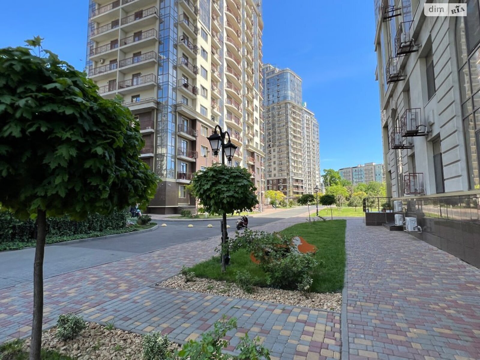 Продажа однокомнатной квартиры в Одессе, на бул. Французский 60Б, район Аркадия фото 1 Продажа однокомнатной квартиры в Одессе, на бул. Французский 60Б, район Аркадия фото 1