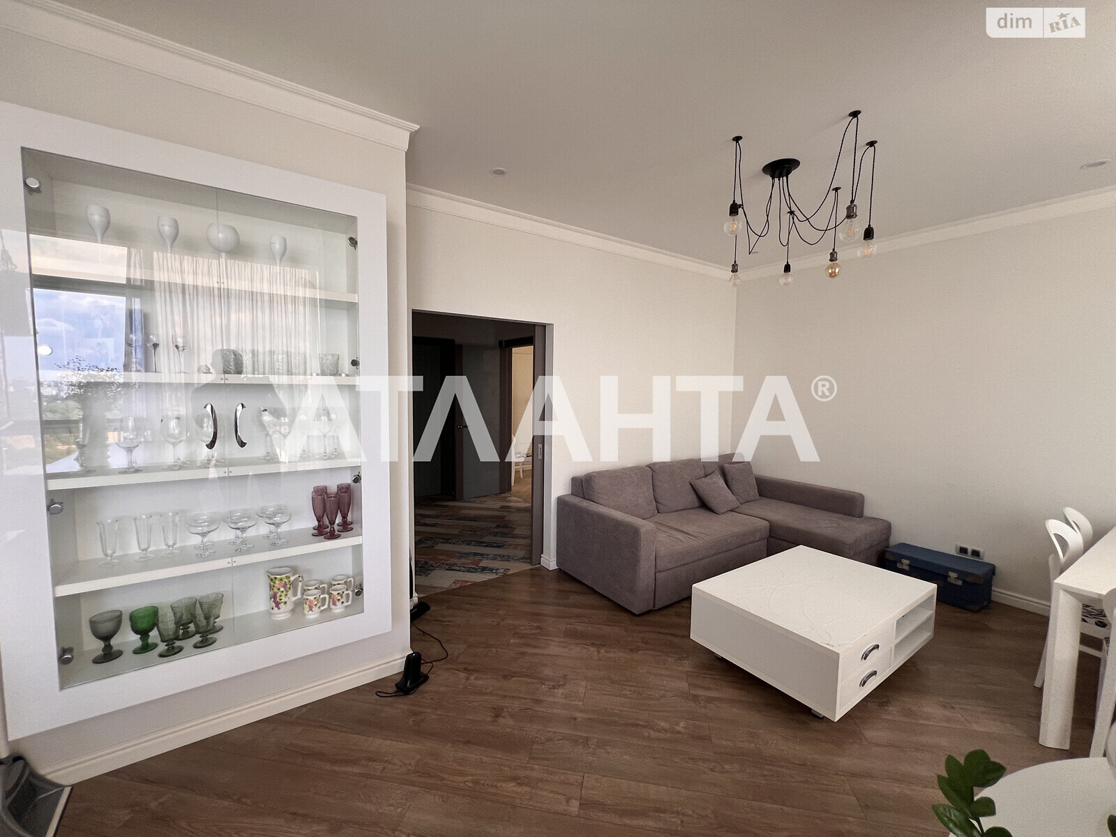 Продажа трехкомнатной квартиры в Одессе, на бул. Французский, район Аркадия фото 1 Продажа трехкомнатной квартиры в Одессе, на бул. Французский, район Аркадия фото 1