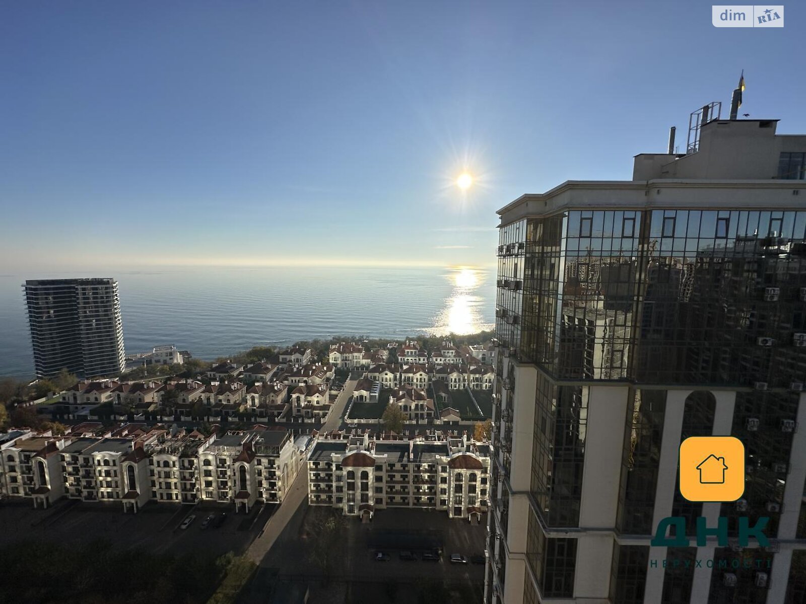Продаж трикімнатної квартири в Одесі, на бул. Французький 60А, район Аркадія фото 1 Продаж трикімнатної квартири в Одесі, на бул. Французький 60А, район Аркадія фото 1