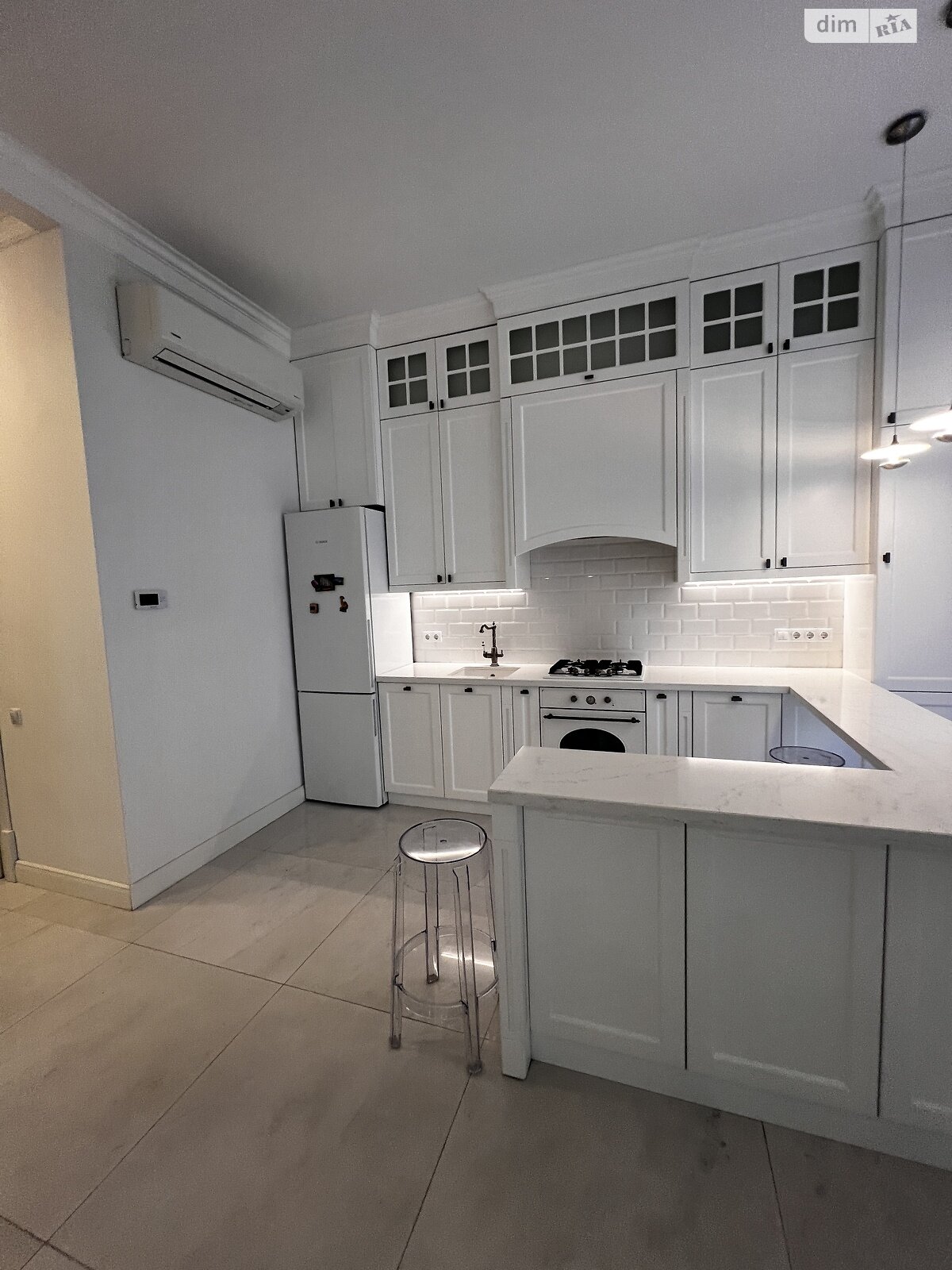 Продажа однокомнатной квартиры в Одессе, на бул. Французский 64/1, район Аркадия фото 1 Продажа однокомнатной квартиры в Одессе, на бул. Французский 64/1, район Аркадия фото 1