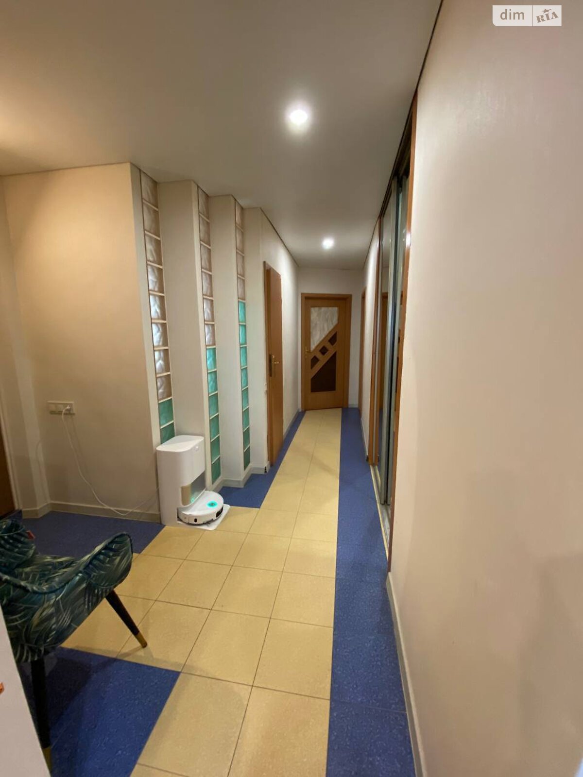 Продаж трикімнатної квартири в Одесі, на бул. Французький 60, район Аркадія фото 1 Продаж трикімнатної квартири в Одесі, на бул. Французький 60, район Аркадія фото 1