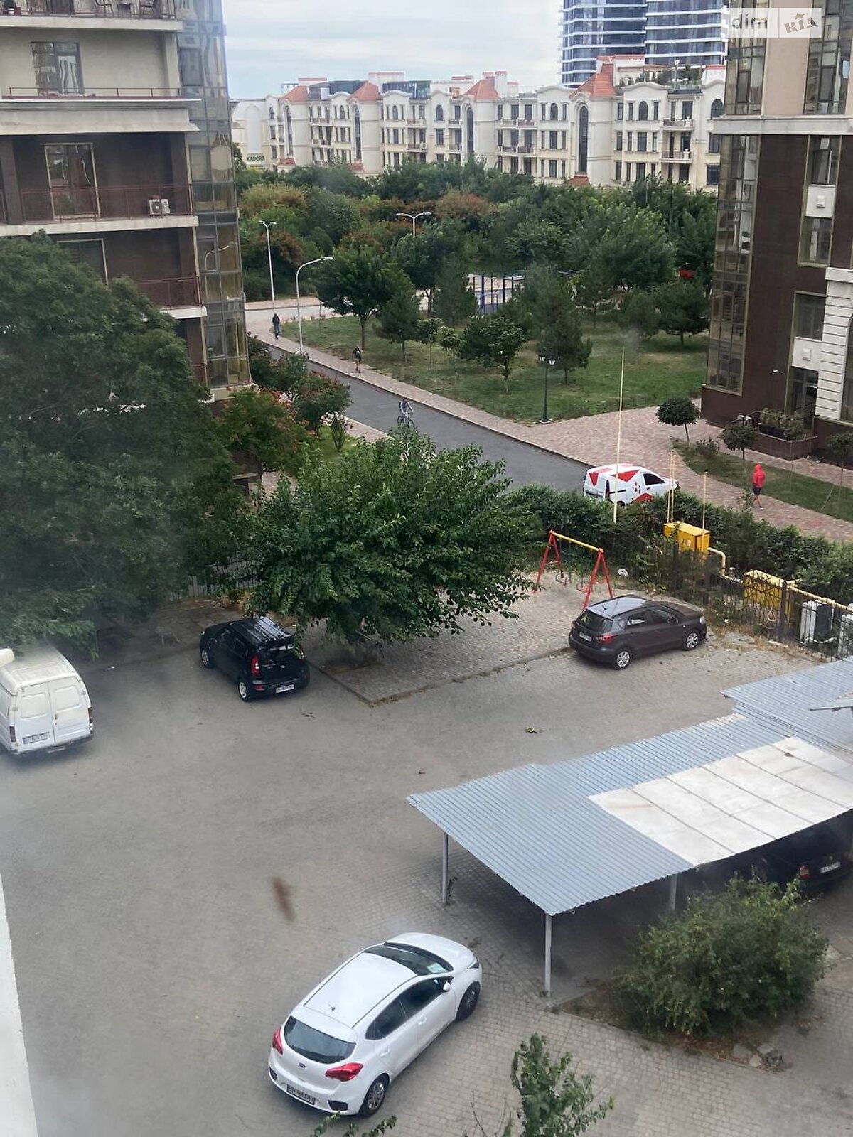 Продаж трикімнатної квартири в Одесі, на бул. Французький 60, район Аркадія фото 1 Продаж трикімнатної квартири в Одесі, на бул. Французький 60, район Аркадія фото 1