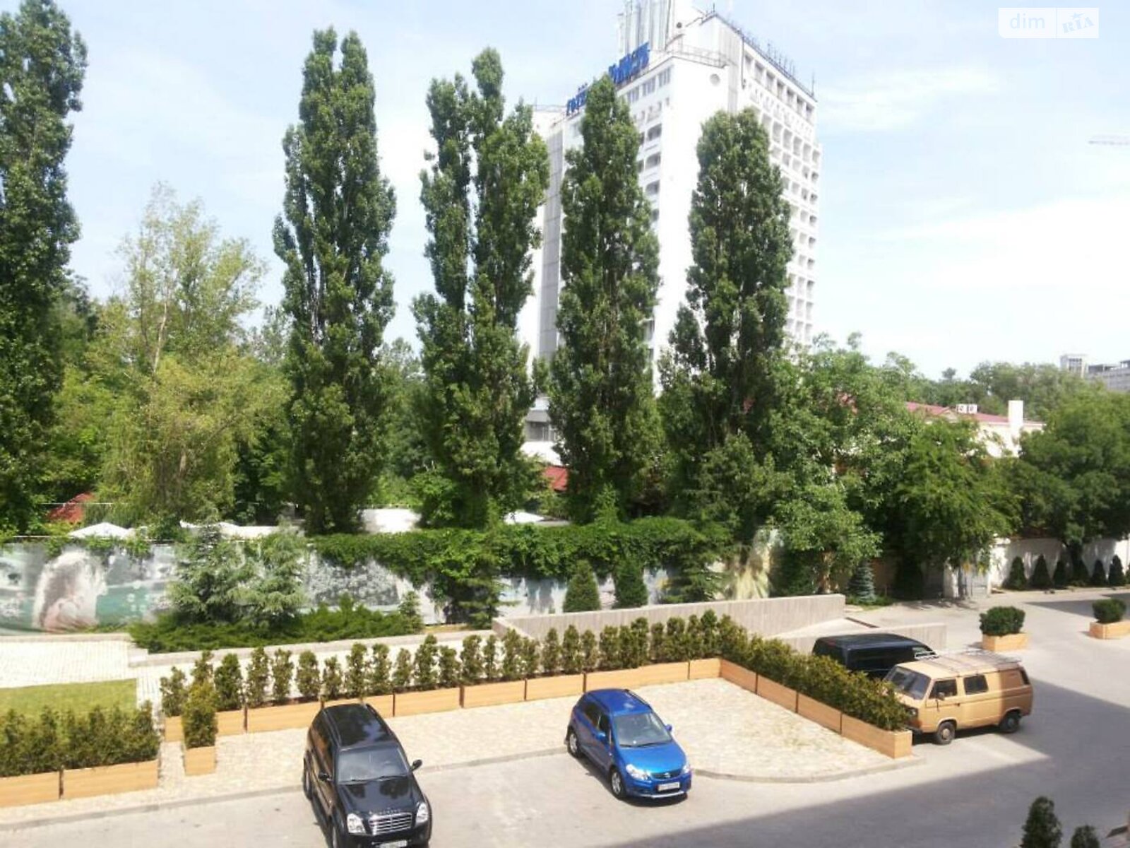 Продажа четырехкомнатной квартиры в Одессе, на бул. Французский 54/23, район Аркадия фото 1