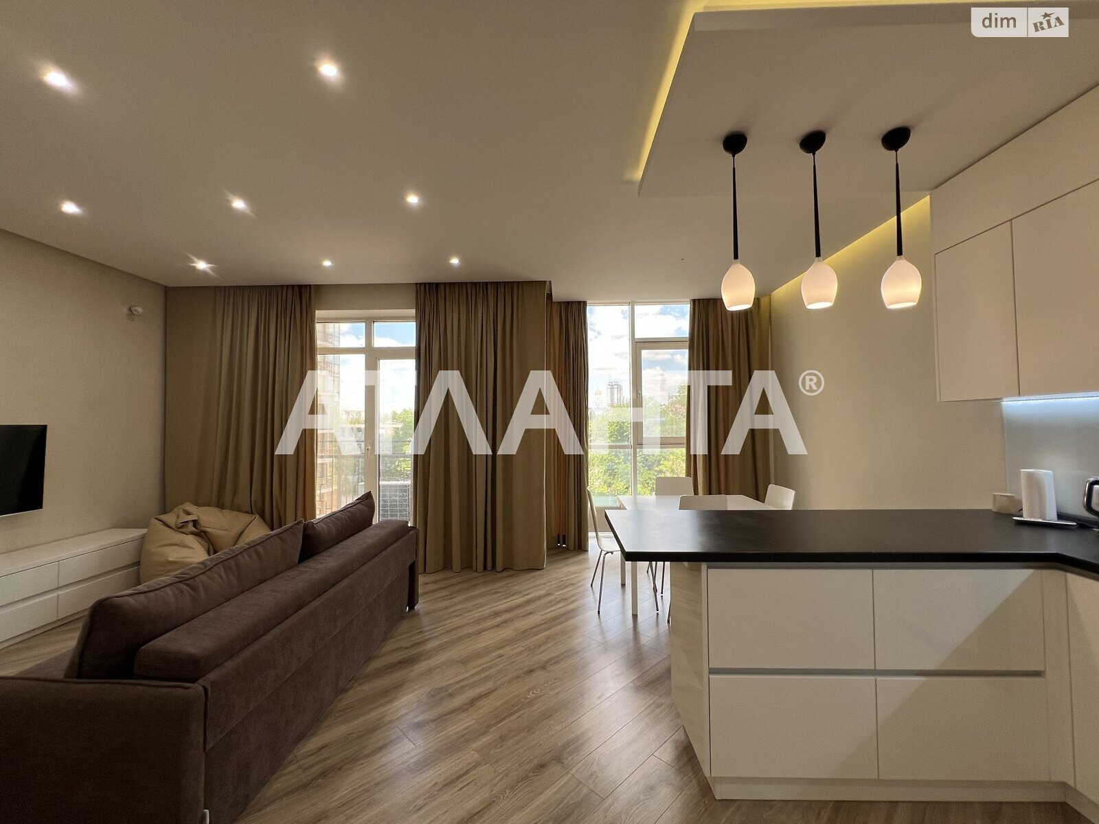 Продажа однокомнатной квартиры в Одессе, на бул. Французский 60В, район Аркадия фото 1