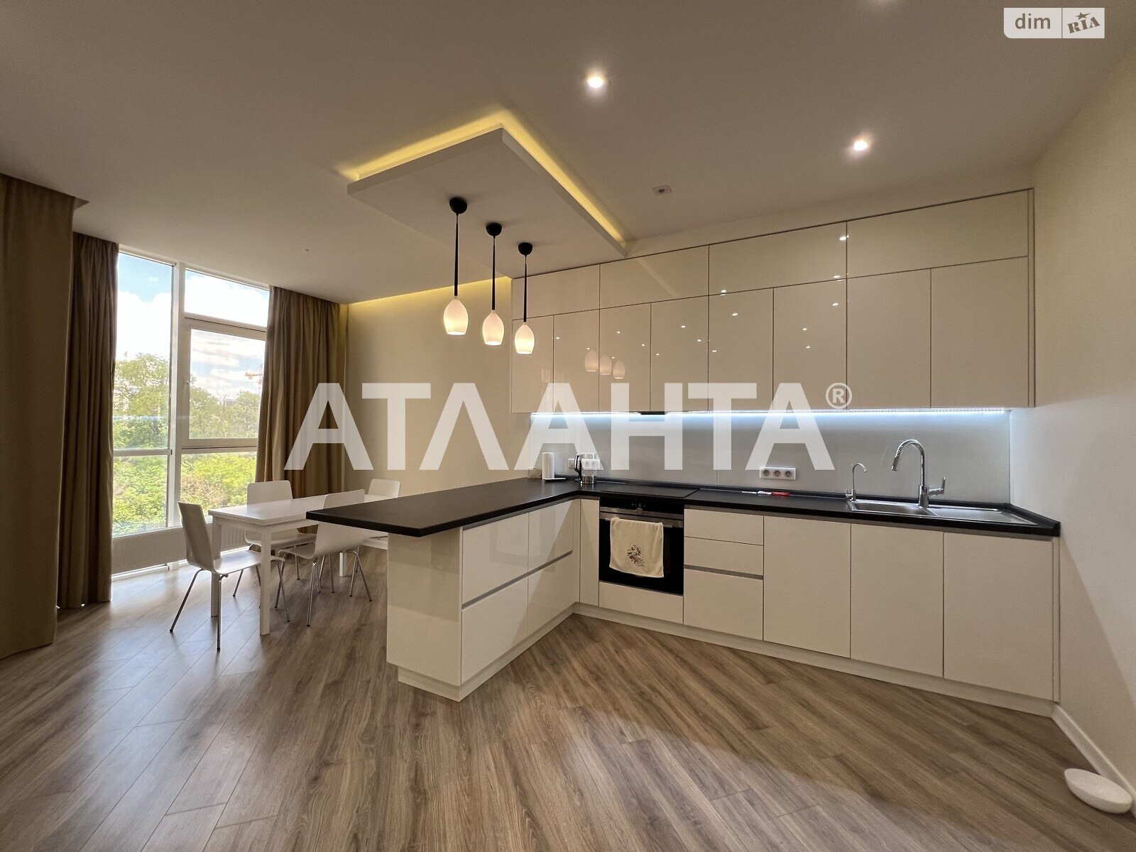 Продажа однокомнатной квартиры в Одессе, на бул. Французский 60В, район Аркадия фото 1