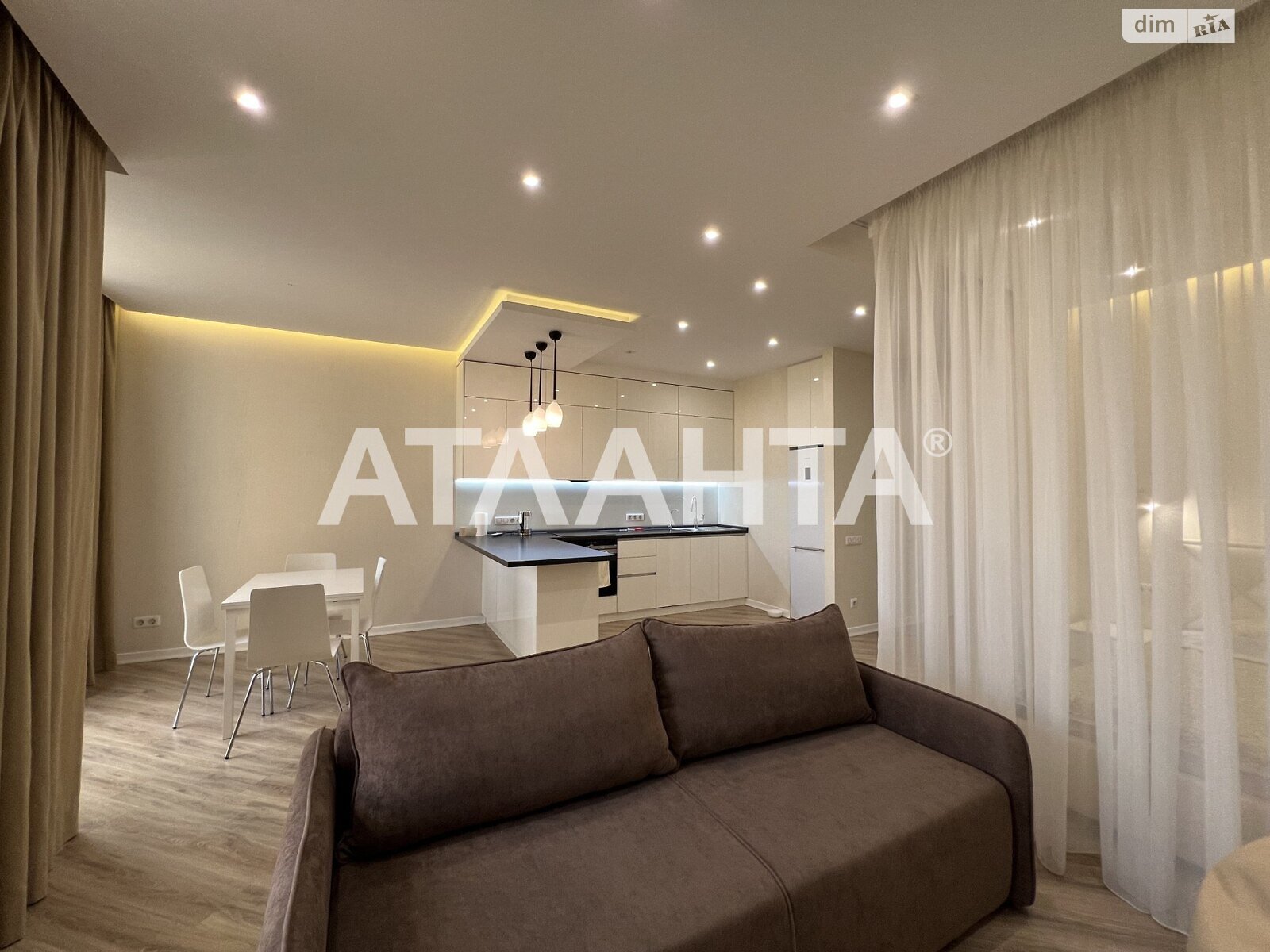 Продажа однокомнатной квартиры в Одессе, на бул. Французский 60В, район Аркадия фото 1