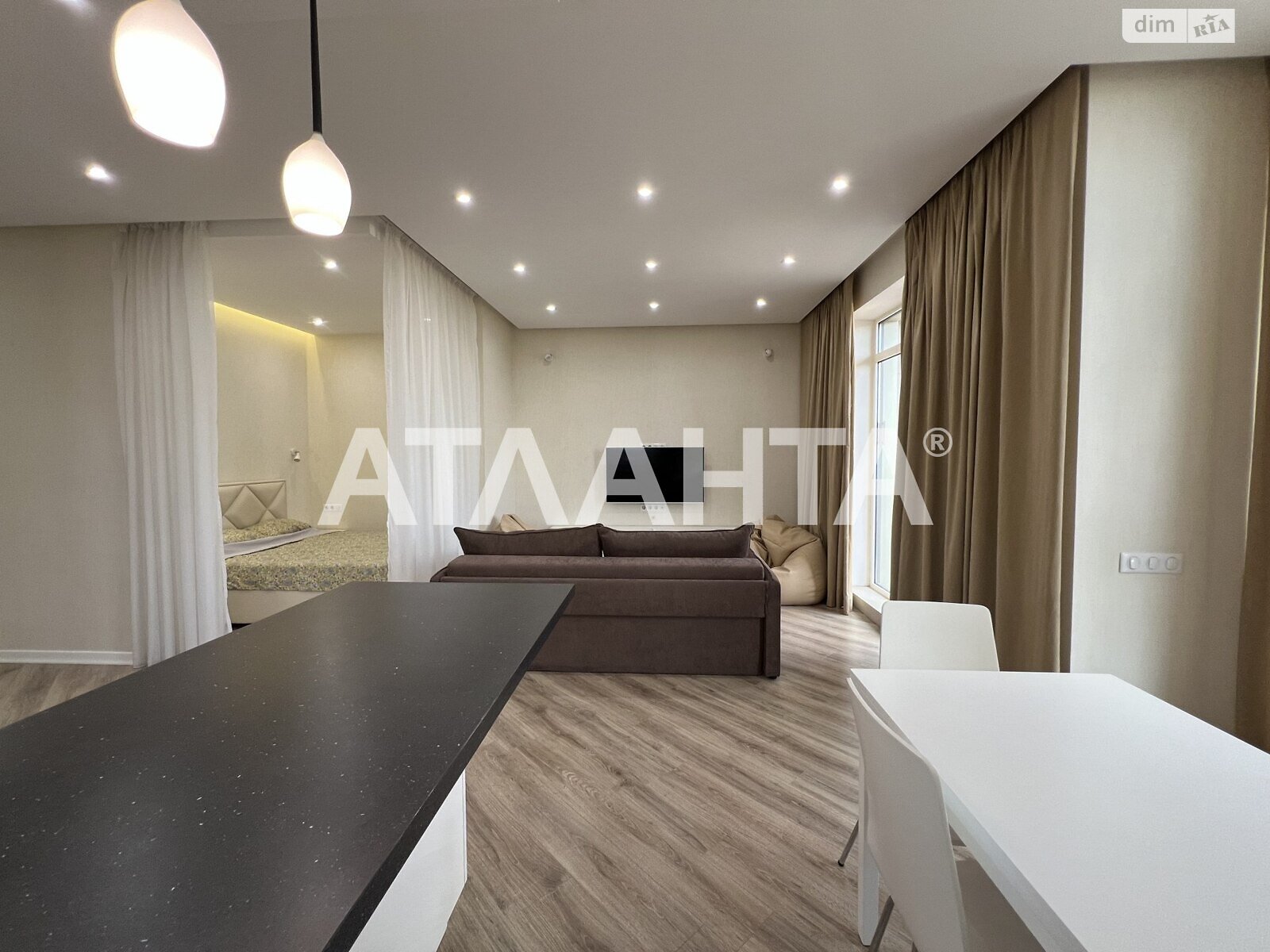 Продажа однокомнатной квартиры в Одессе, на бул. Французский 60В, район Аркадия фото 1