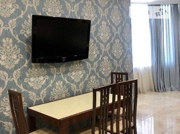 Продажа трехкомнатной квартиры в Одессе, на плато Гагаринское 5а, район Аркадия фото 1 Продажа трехкомнатной квартиры в Одессе, на плато Гагаринское 5а, район Аркадия фото 1