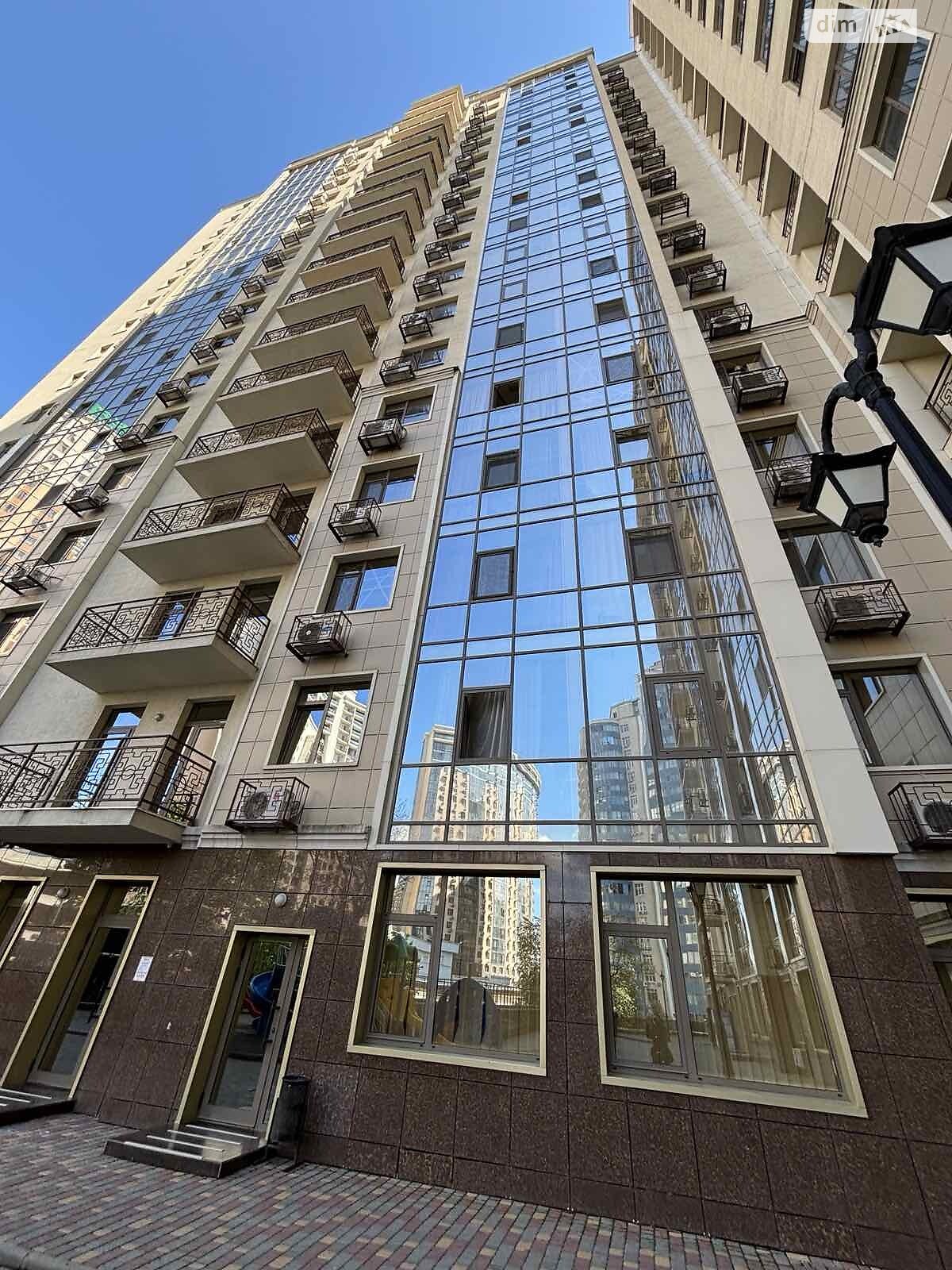 Продаж трикімнатної квартири в Одесі, на плато Аркадійське 2, район Аркадія фото 1 Продаж трикімнатної квартири в Одесі, на плато Аркадійське 2, район Аркадія фото 1