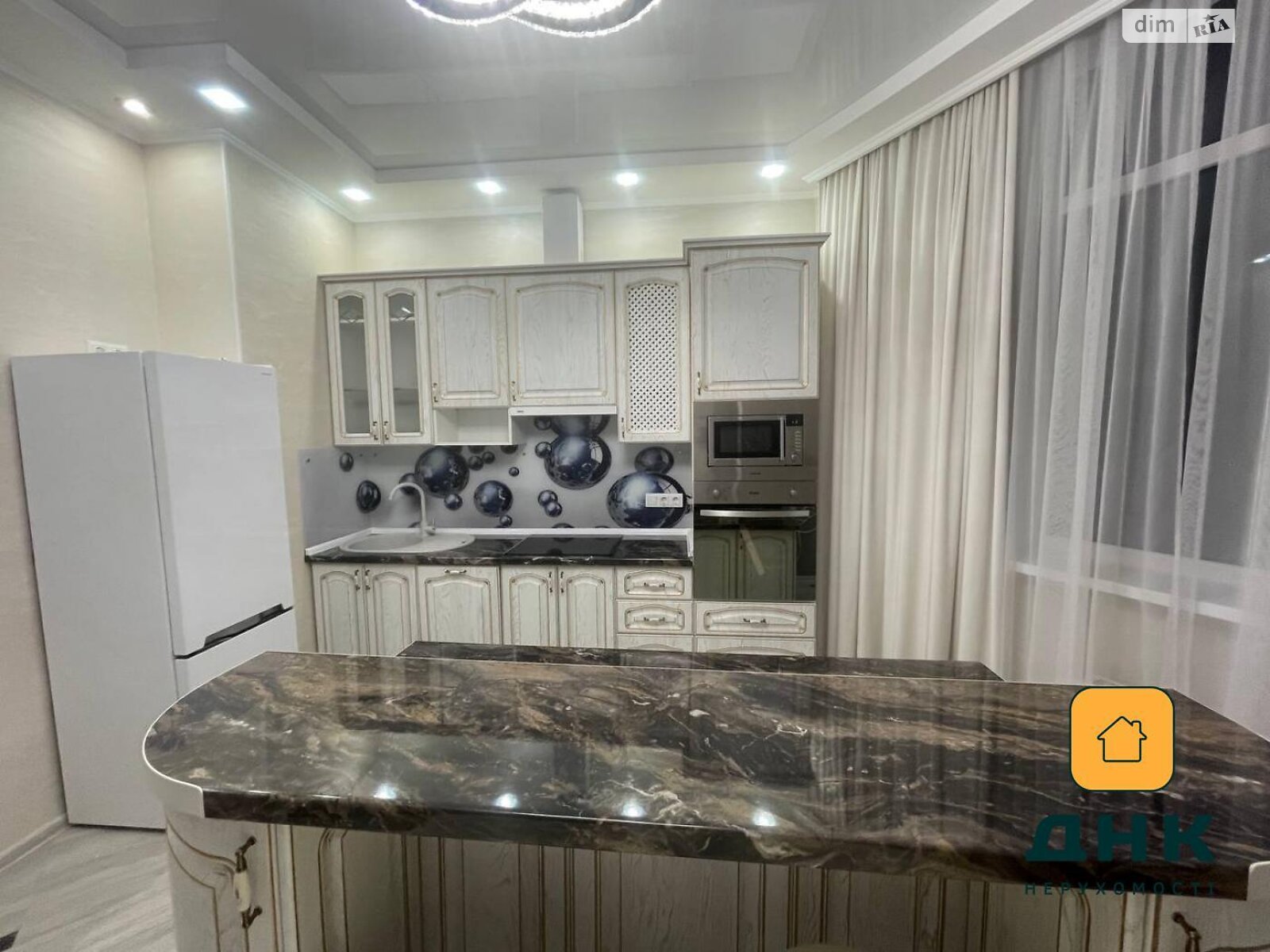 Продаж двокімнатної квартири в Одесі, на плато Аркадійське 9, район Аркадія фото 1 Продаж двокімнатної квартири в Одесі, на плато Аркадійське 9, район Аркадія фото 1