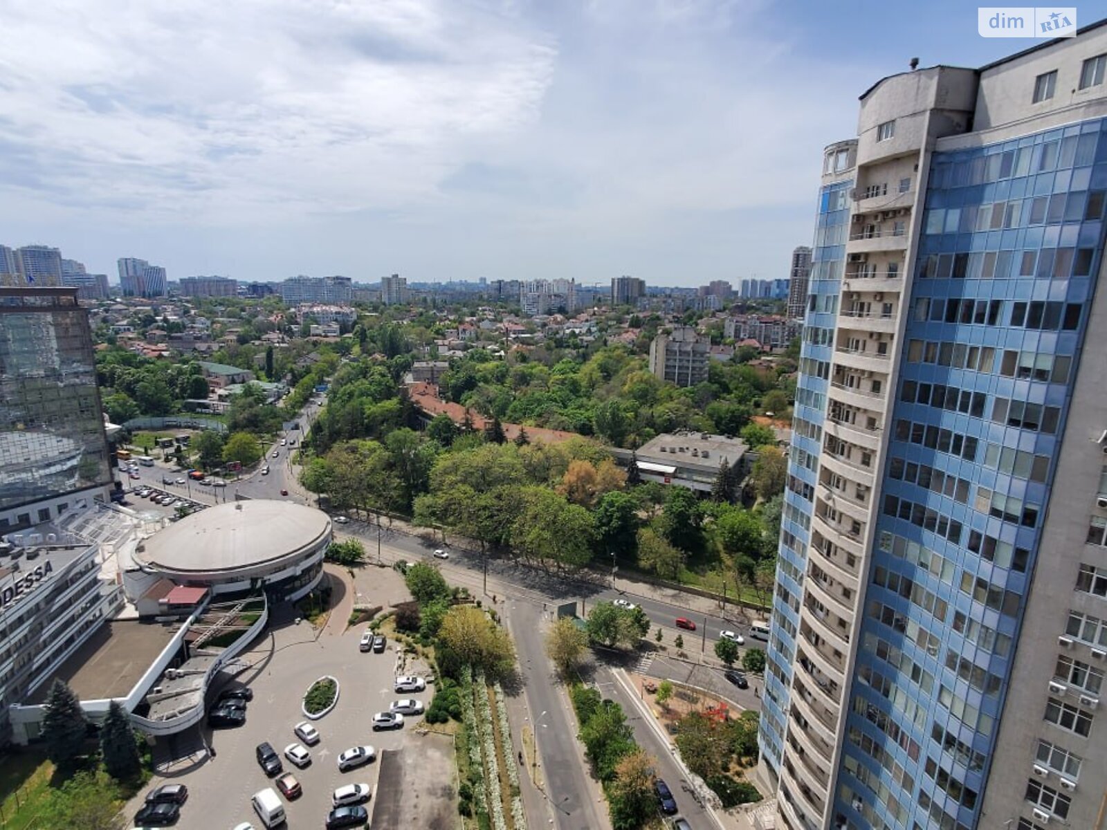 Продажа трехкомнатной квартиры в Одессе, на плато Аркадийское 2, район Аркадия фото 1 Продажа трехкомнатной квартиры в Одессе, на плато Аркадийское 2, район Аркадия фото 1