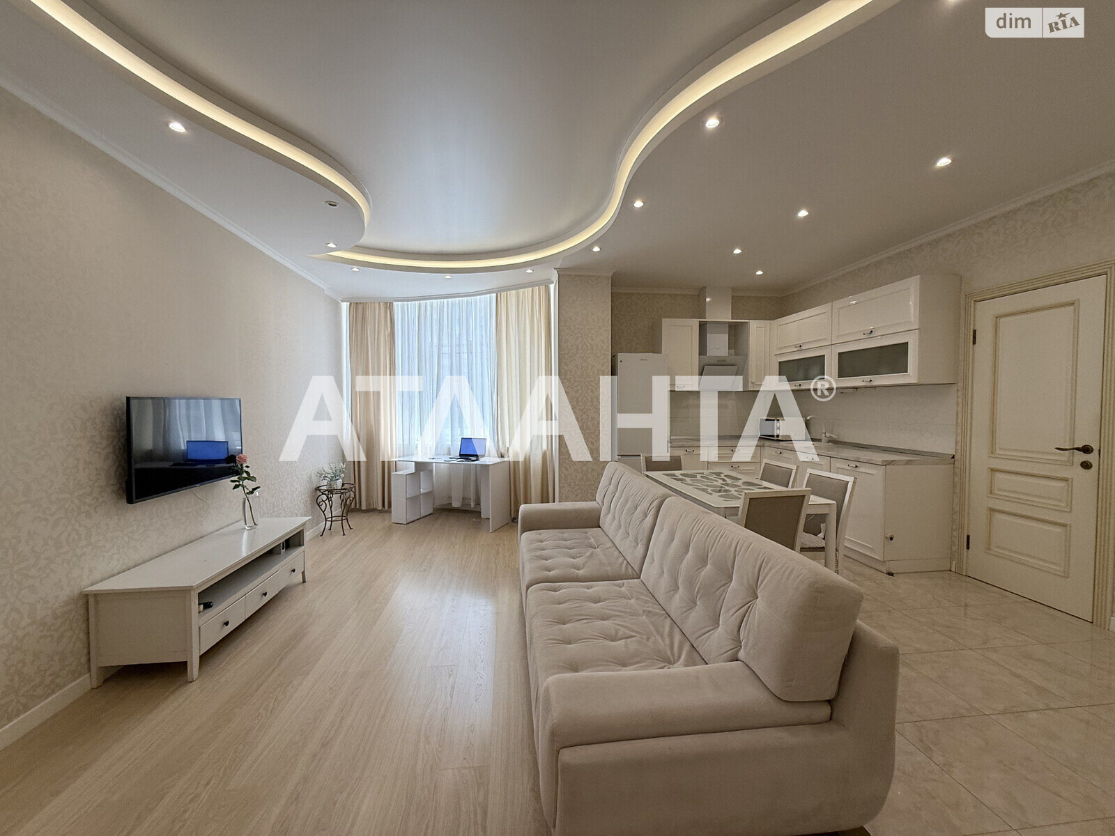 Продаж двокімнатної квартири в Одесі, на плато Аркадійське 5А, район Аркадія фото 1 Продаж двокімнатної квартири в Одесі, на плато Аркадійське 5А, район Аркадія фото 1