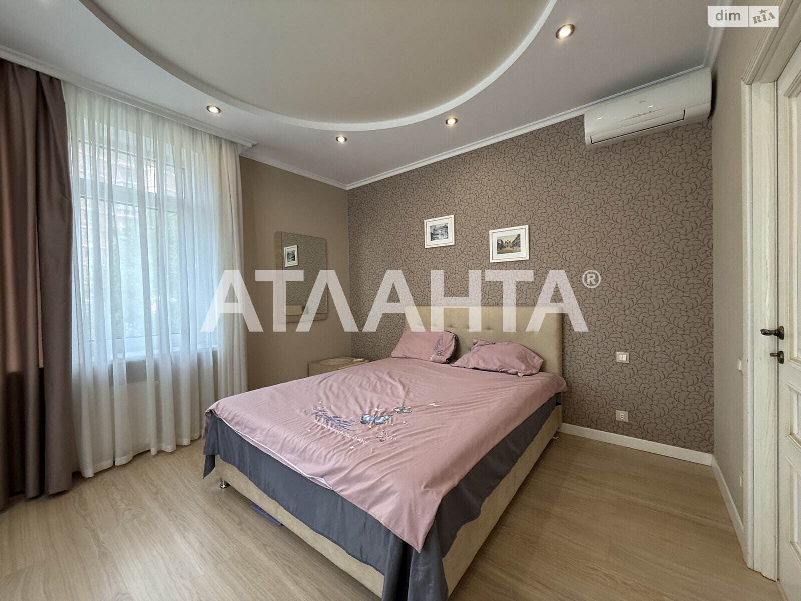 Продаж двокімнатної квартири в Одесі, на плато Аркадійське 5А, район Аркадія фото 1 Продаж двокімнатної квартири в Одесі, на плато Аркадійське 5А, район Аркадія фото 1