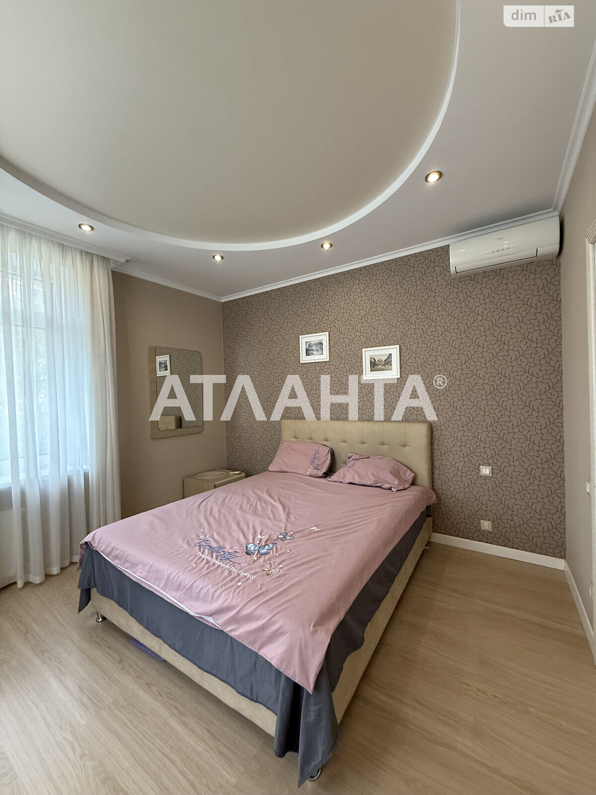 Продаж двокімнатної квартири в Одесі, на плато Аркадійське 5А, район Аркадія фото 1 Продаж двокімнатної квартири в Одесі, на плато Аркадійське 5А, район Аркадія фото 1