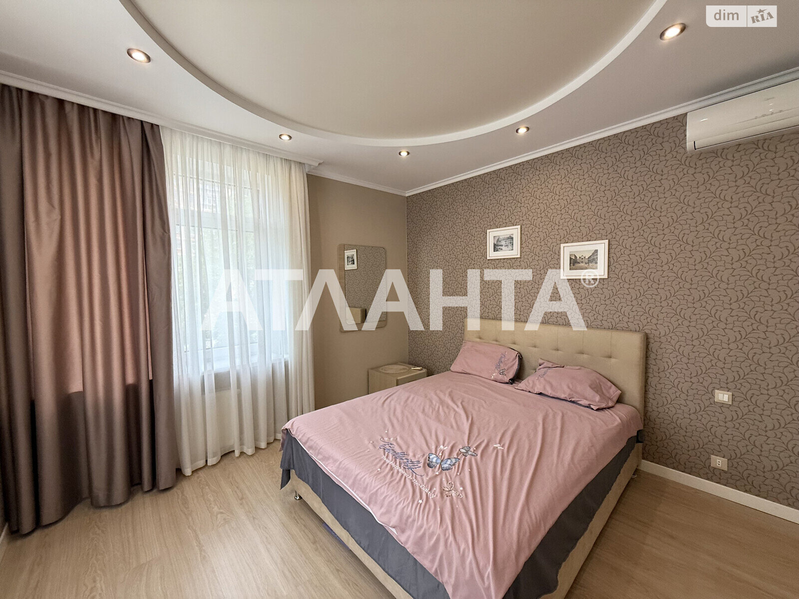 Продаж двокімнатної квартири в Одесі, на плато Аркадійське 5А, район Аркадія фото 1 Продаж двокімнатної квартири в Одесі, на плато Аркадійське 5А, район Аркадія фото 1