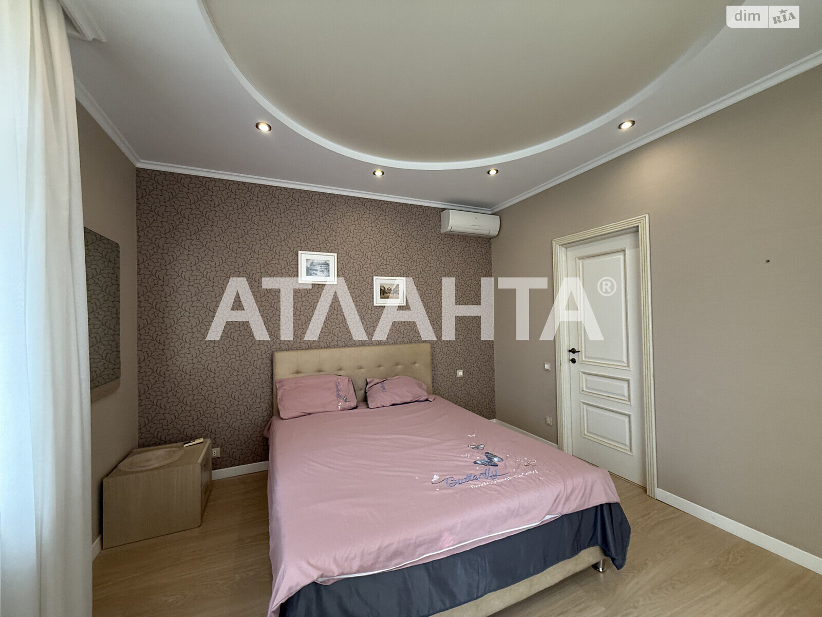 Продаж двокімнатної квартири в Одесі, на плато Аркадійське 5А, район Аркадія фото 1 Продаж двокімнатної квартири в Одесі, на плато Аркадійське 5А, район Аркадія фото 1