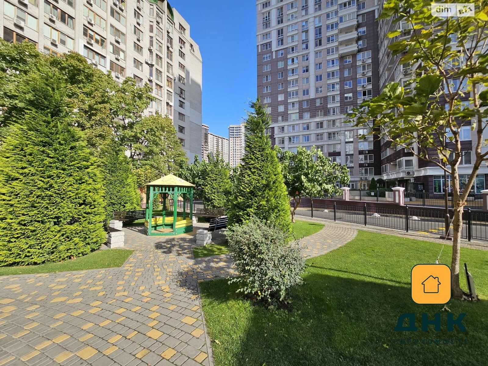 Продаж чотирикімнатної квартири в Одесі, на вул. Генуезька 24Д корпус 2, район Аркадія фото 1 Продаж чотирикімнатної квартири в Одесі, на вул. Генуезька 24Д корпус 2, район Аркадія фото 1