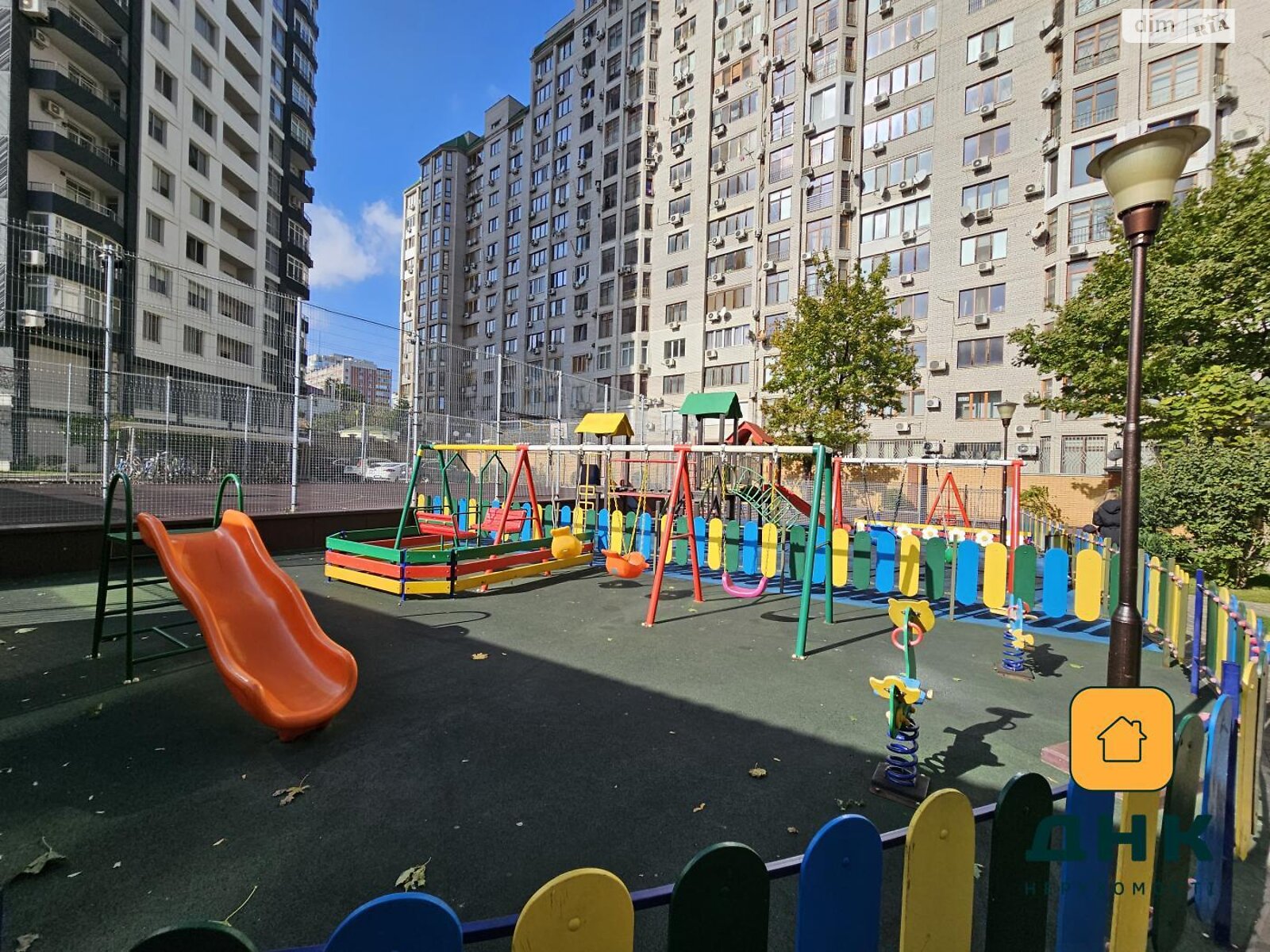 Продаж чотирикімнатної квартири в Одесі, на вул. Генуезька 24Д корпус 2, район Аркадія фото 1 Продаж чотирикімнатної квартири в Одесі, на вул. Генуезька 24Д корпус 2, район Аркадія фото 1