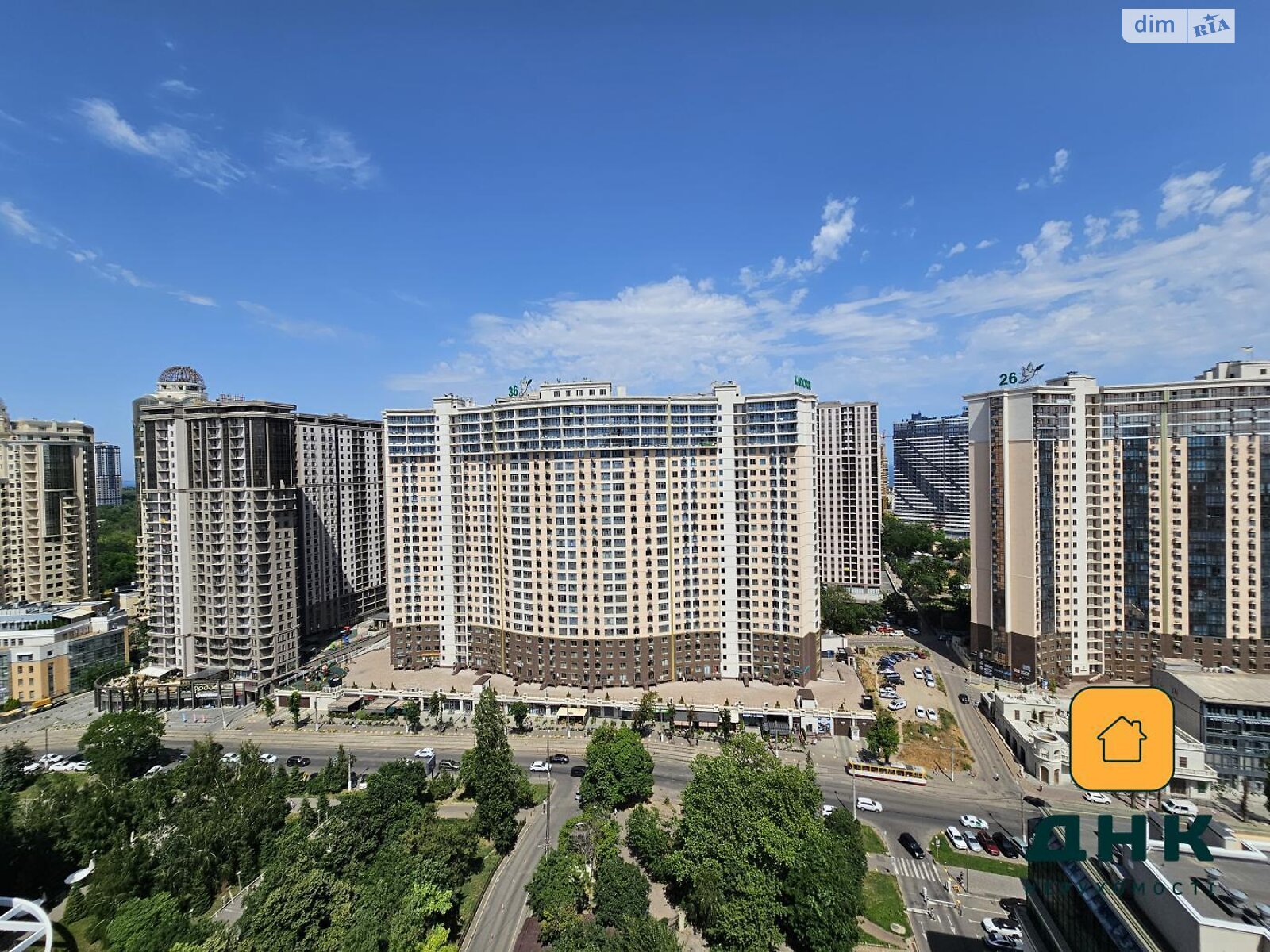 Продажа трехкомнатной квартиры в Одессе, на ул. Генуэзская 24Д корпус 1, район Аркадия фото 1 Продажа трехкомнатной квартиры в Одессе, на ул. Генуэзская 24Д корпус 1, район Аркадия фото 1