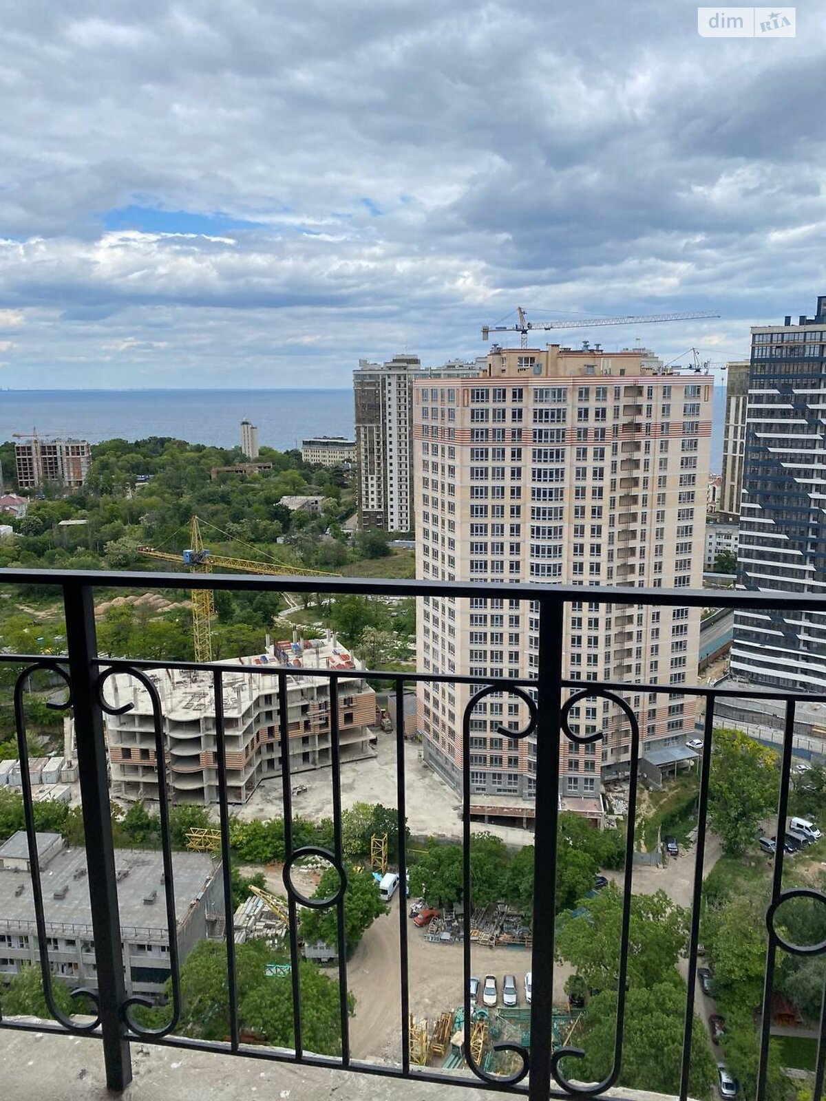 Продаж однокімнатної квартири в Одесі, на вул. Генуезька 1/1, район Аркадія фото 1 Продаж однокімнатної квартири в Одесі, на вул. Генуезька 1/1, район Аркадія фото 1