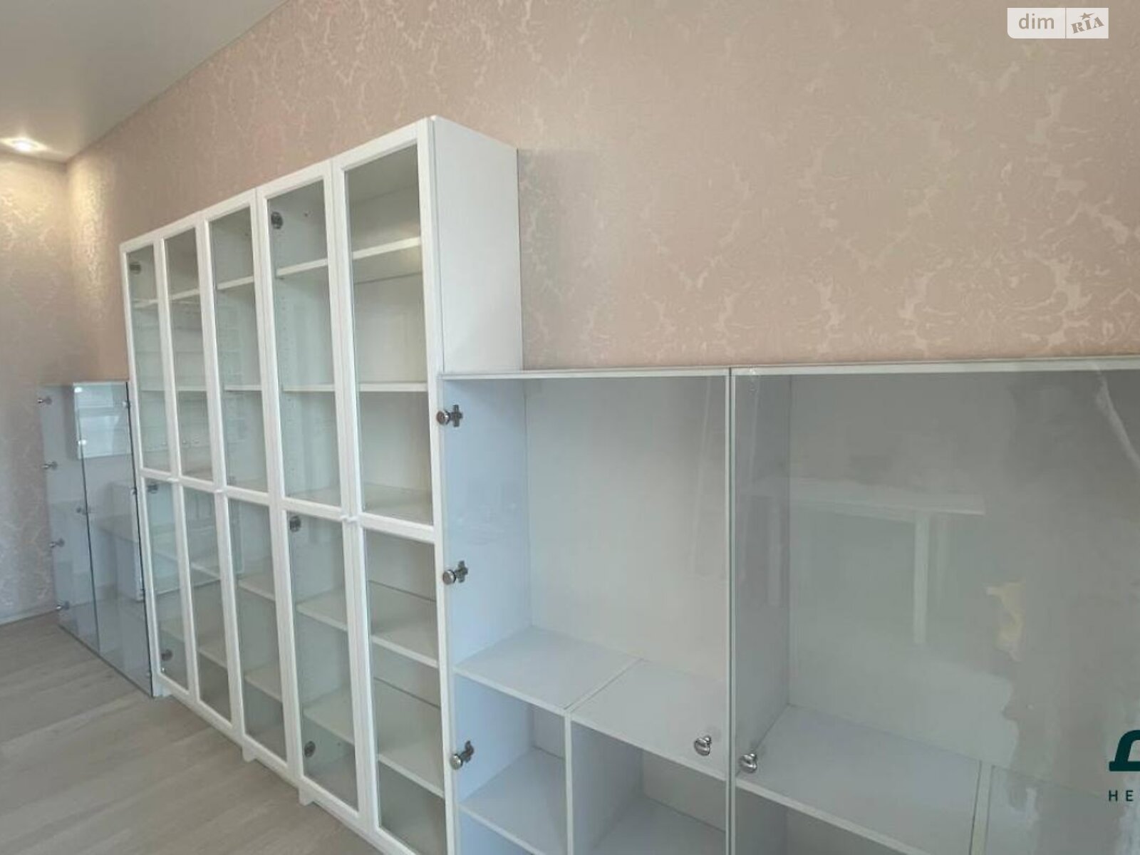 Продажа трехкомнатной квартиры в Одессе, на ул. Генуэзская 3Б, район Аркадия фото 1 Продажа трехкомнатной квартиры в Одессе, на ул. Генуэзская 3Б, район Аркадия фото 1