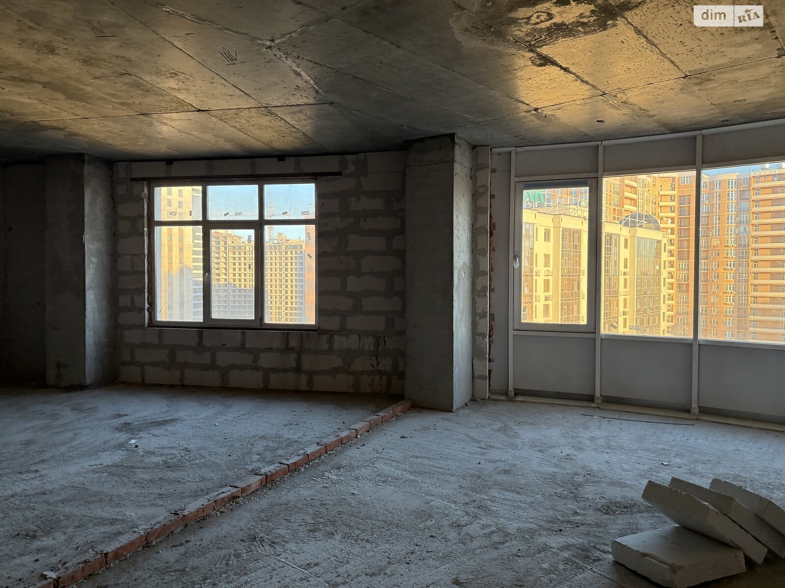 Продажа двухкомнатной квартиры в Одессе, на ул. Генуэзская 5, район Аркадия фото 1 Продажа двухкомнатной квартиры в Одессе, на ул. Генуэзская 5, район Аркадия фото 1