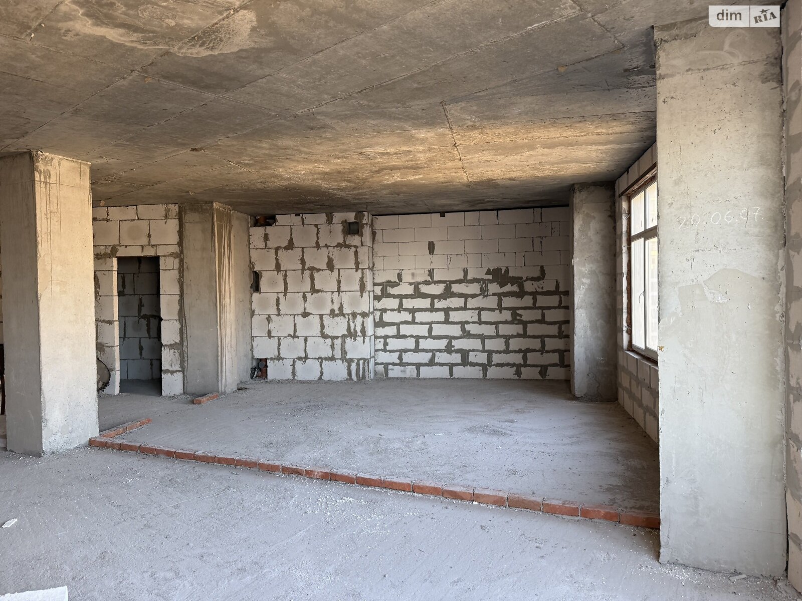 Продажа двухкомнатной квартиры в Одессе, на ул. Генуэзская 5, район Аркадия фото 1 Продажа двухкомнатной квартиры в Одессе, на ул. Генуэзская 5, район Аркадия фото 1