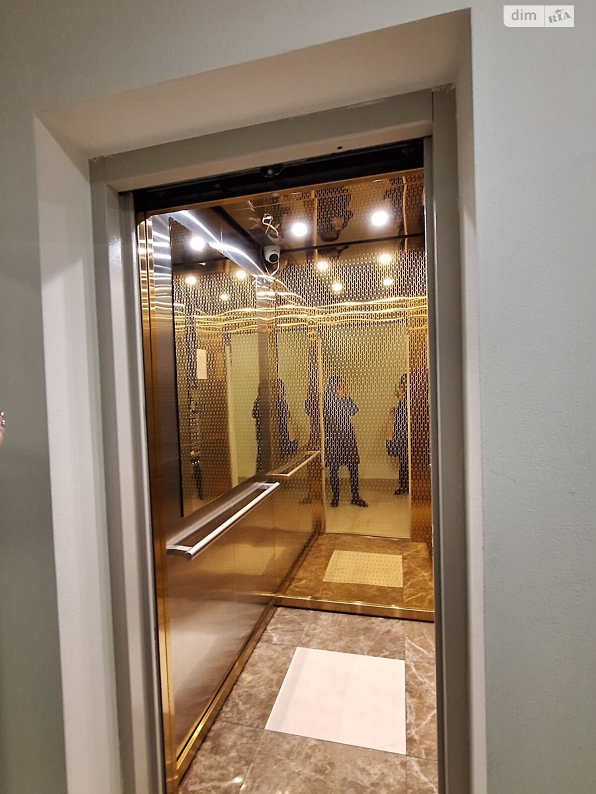 Продаж однокімнатної квартири в Одесі, на вул. Генуезька 3Г, район Аркадія фото 1 Продаж однокімнатної квартири в Одесі, на вул. Генуезька 3Г, район Аркадія фото 1