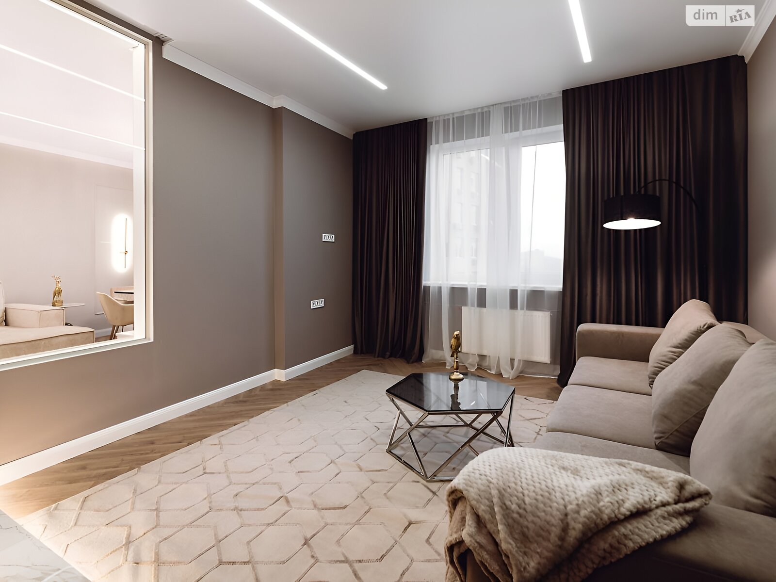 Продажа трехкомнатной квартиры в Одессе, на ул. Генуэзская 3А, район Аркадия фото 1 Продажа трехкомнатной квартиры в Одессе, на ул. Генуэзская 3А, район Аркадия фото 1