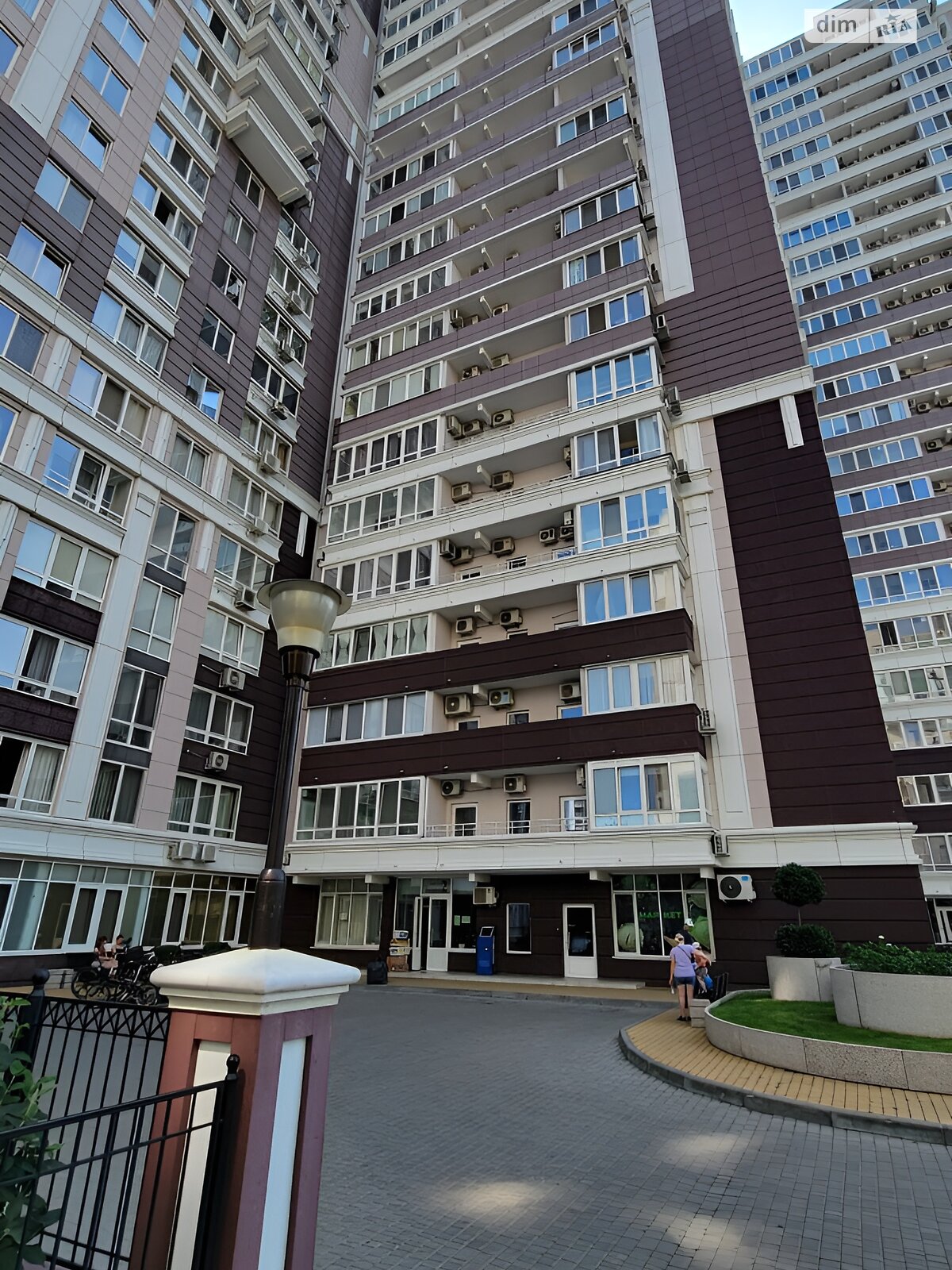 Продажа двухкомнатной квартиры в Одессе, на ул. Генуэзская 24Д корпус 2, район Аркадия фото 1 Продажа двухкомнатной квартиры в Одессе, на ул. Генуэзская 24Д корпус 2, район Аркадия фото 1