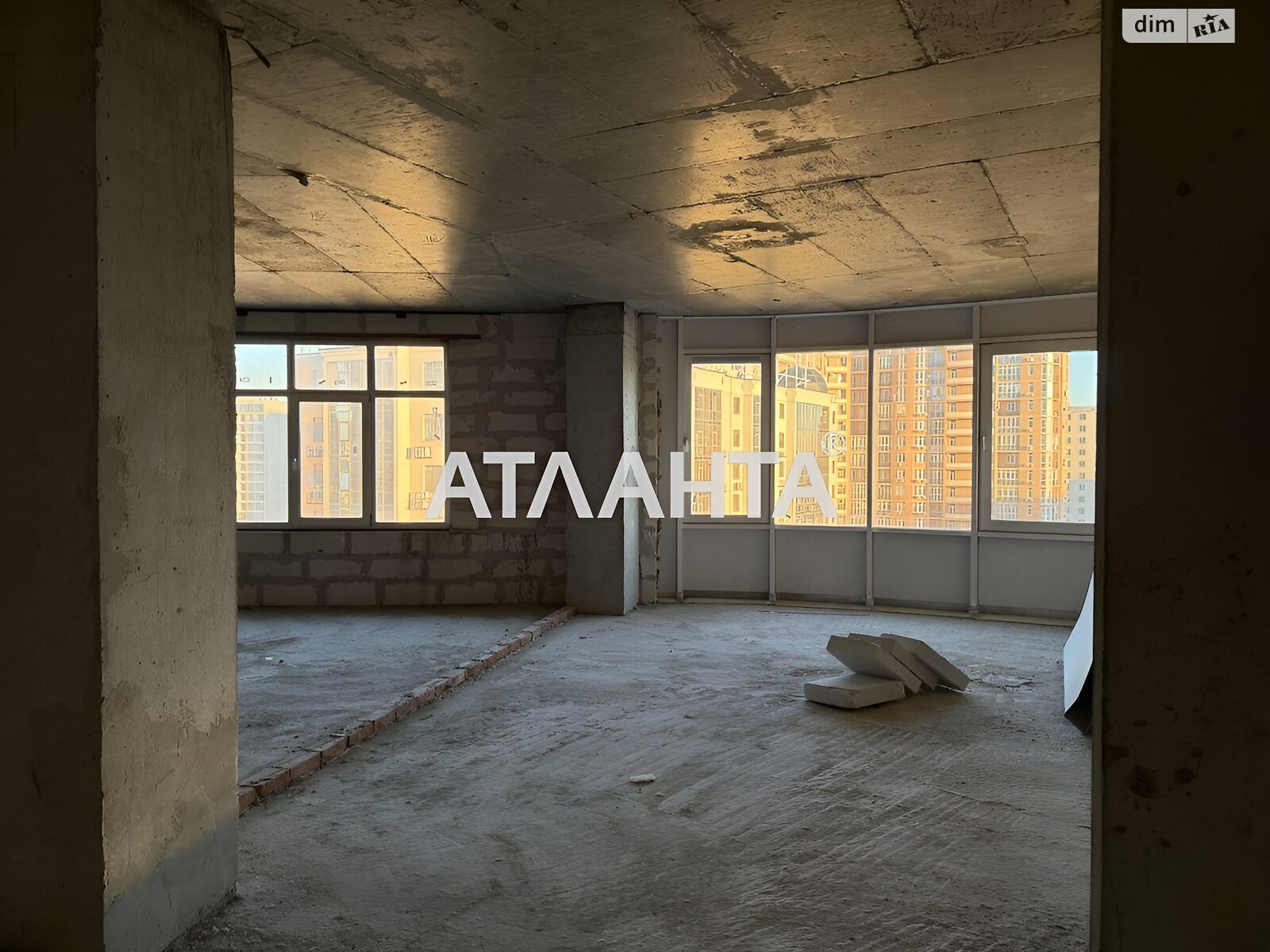 Продажа двухкомнатной квартиры в Одессе, на ул. Генуэзская 5, район Аркадия фото 1 Продажа двухкомнатной квартиры в Одессе, на ул. Генуэзская 5, район Аркадия фото 1