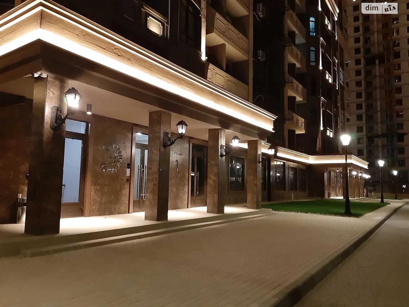 Продажа трехкомнатной квартиры в Одессе, на ул. Генуэзская 1/1, район Аркадия фото 1 Продажа трехкомнатной квартиры в Одессе, на ул. Генуэзская 1/1, район Аркадия фото 1