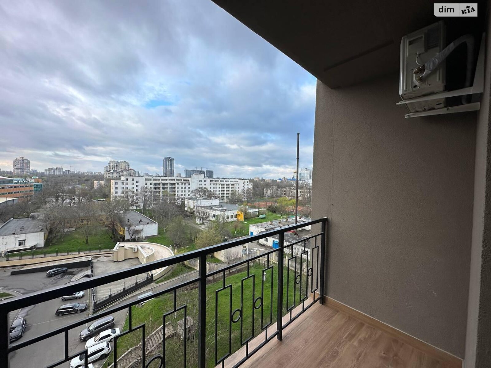 Продажа однокомнатной квартиры в Одессе, на ул. Генуэзская, район Аркадия фото 1 Продажа однокомнатной квартиры в Одессе, на ул. Генуэзская, район Аркадия фото 1