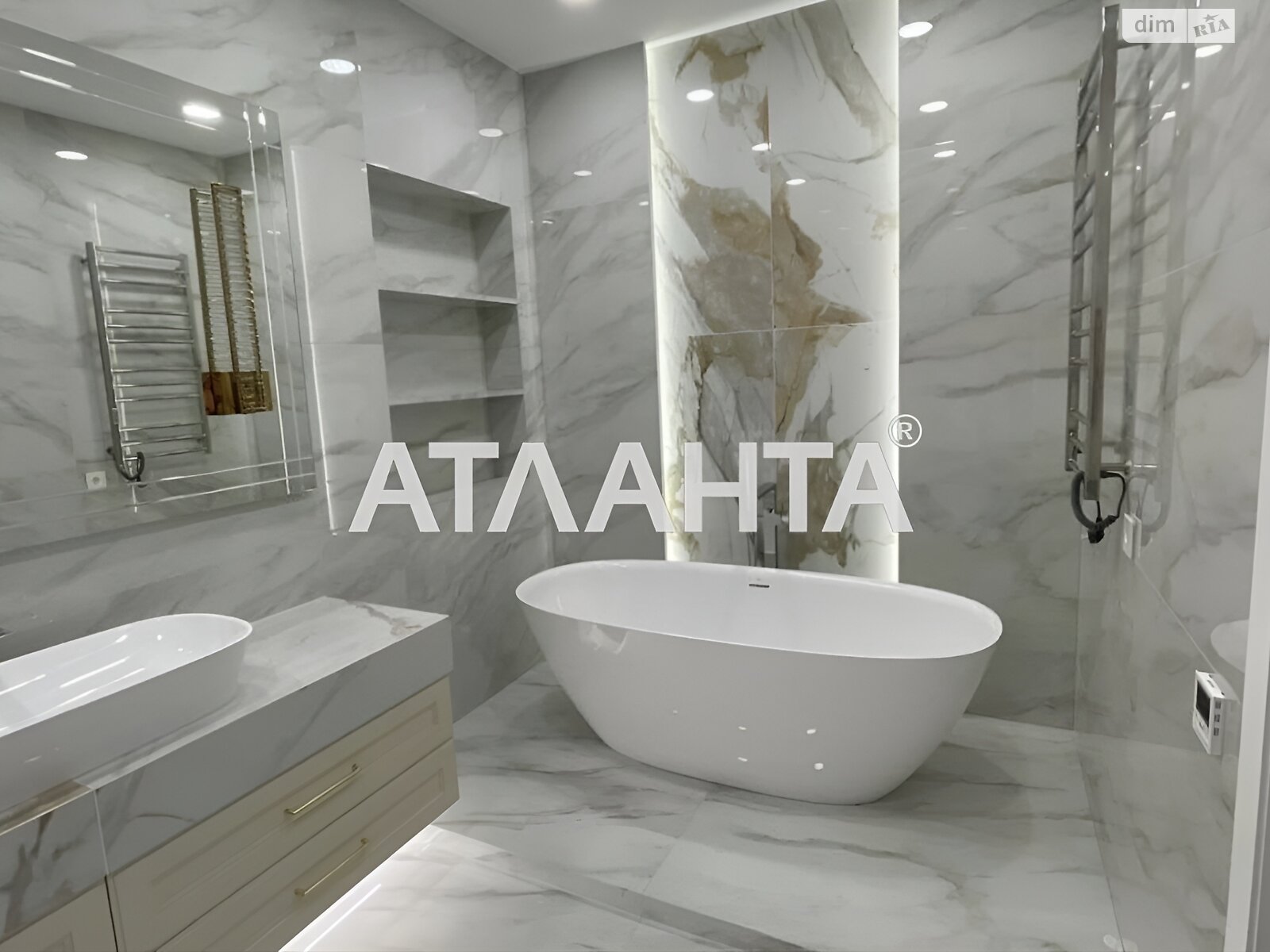 Продажа двухкомнатной квартиры в Одессе, на ул. Генуэзская 1Е, район Аркадия фото 1 Продажа двухкомнатной квартиры в Одессе, на ул. Генуэзская 1Е, район Аркадия фото 1