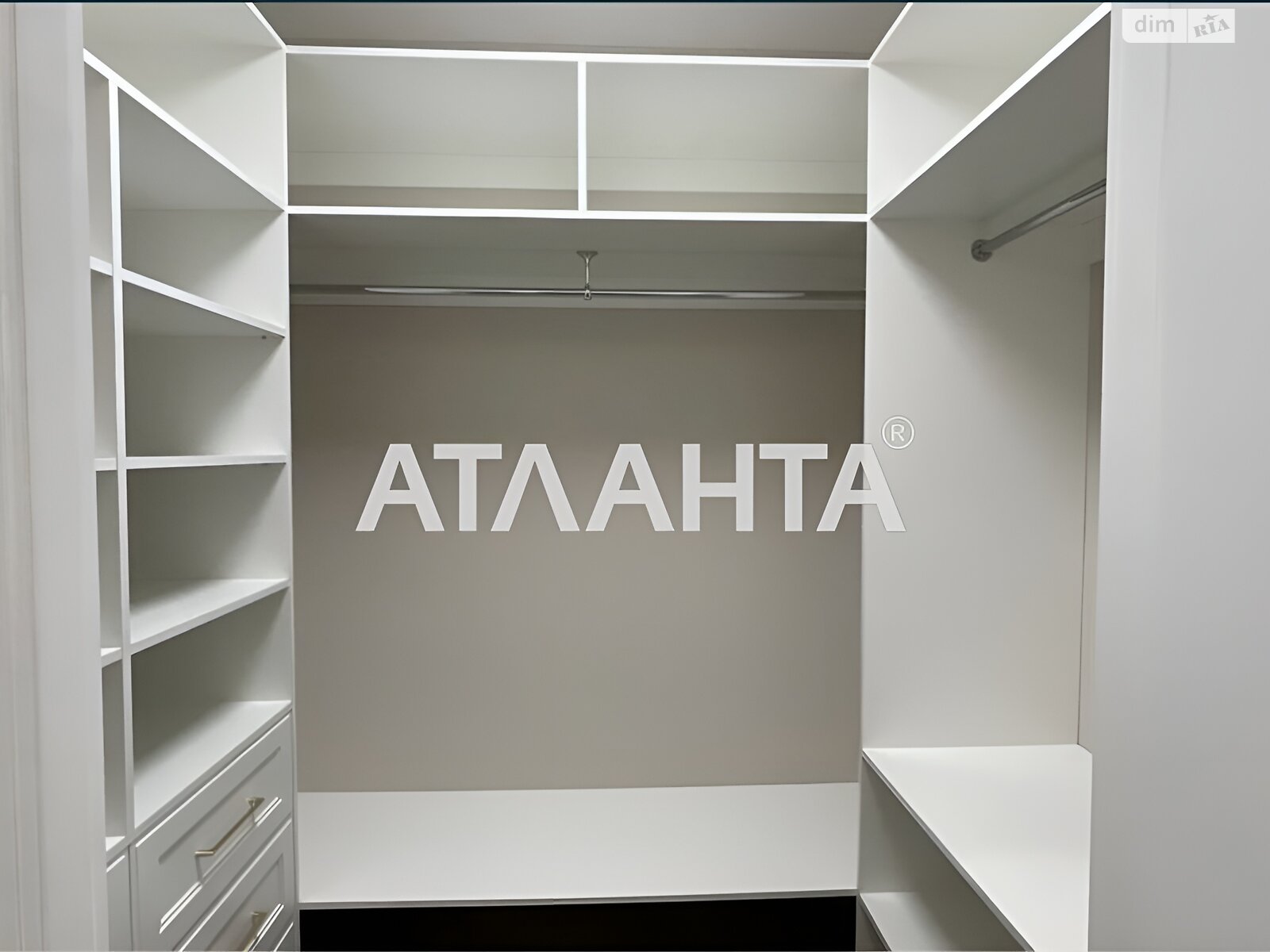 Продажа двухкомнатной квартиры в Одессе, на ул. Генуэзская 1Е, район Аркадия фото 1 Продажа двухкомнатной квартиры в Одессе, на ул. Генуэзская 1Е, район Аркадия фото 1