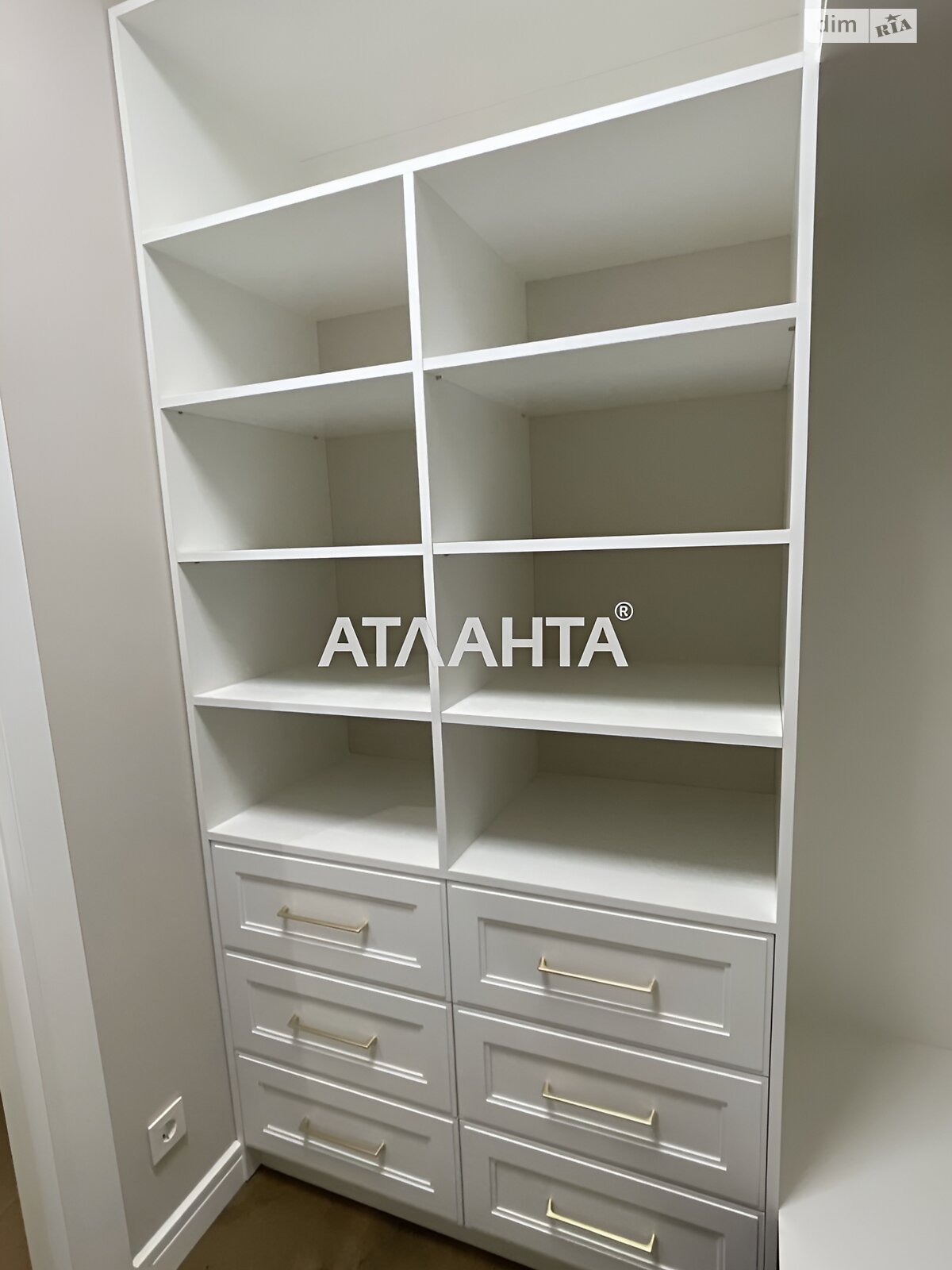 Продажа двухкомнатной квартиры в Одессе, на ул. Генуэзская 1Е, район Аркадия фото 1 Продажа двухкомнатной квартиры в Одессе, на ул. Генуэзская 1Е, район Аркадия фото 1