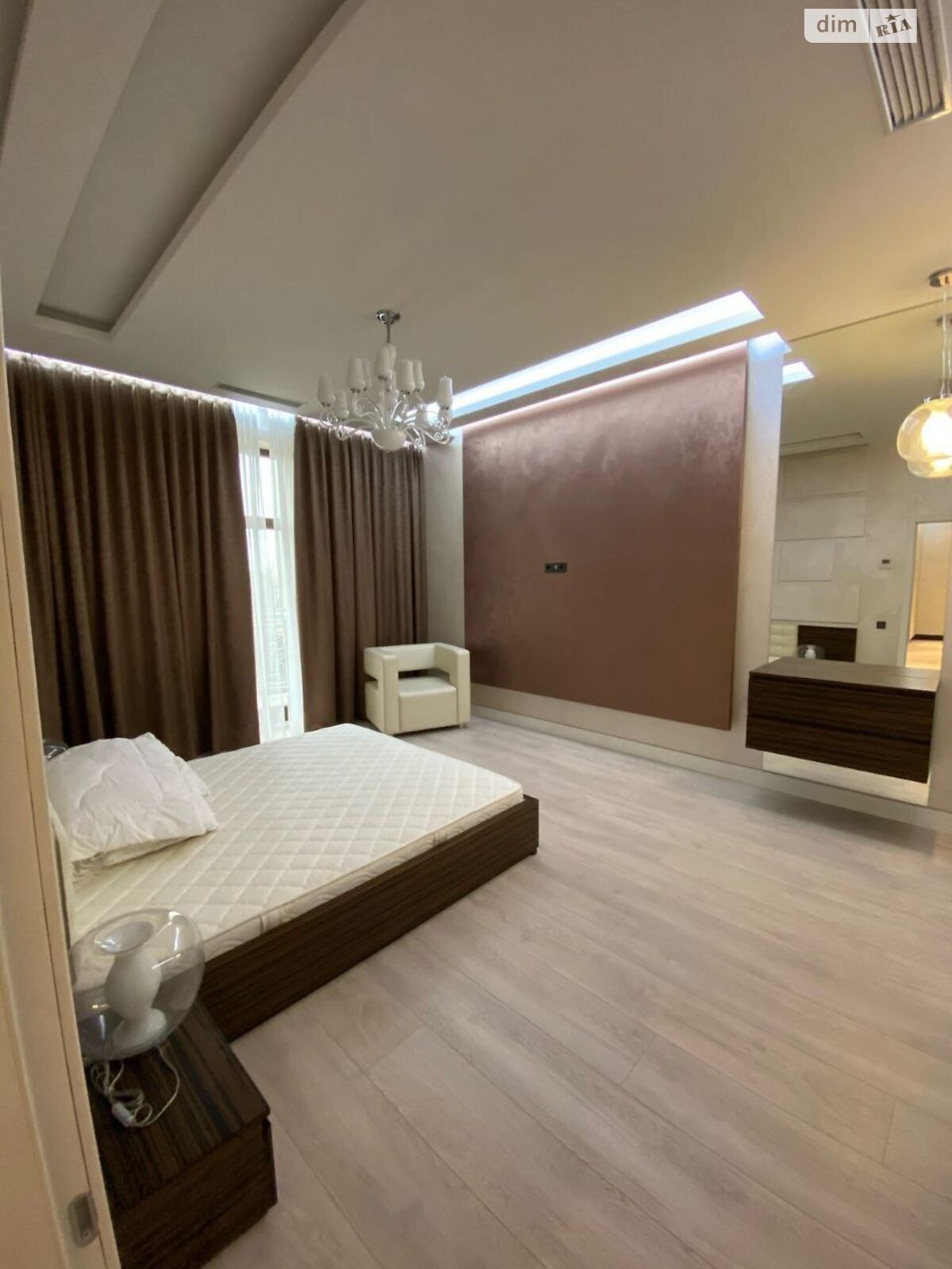 Продаж двокімнатної квартири в Одесі, на вул. Генуезька 1Б, район Аркадія фото 1 Продаж двокімнатної квартири в Одесі, на вул. Генуезька 1Б, район Аркадія фото 1